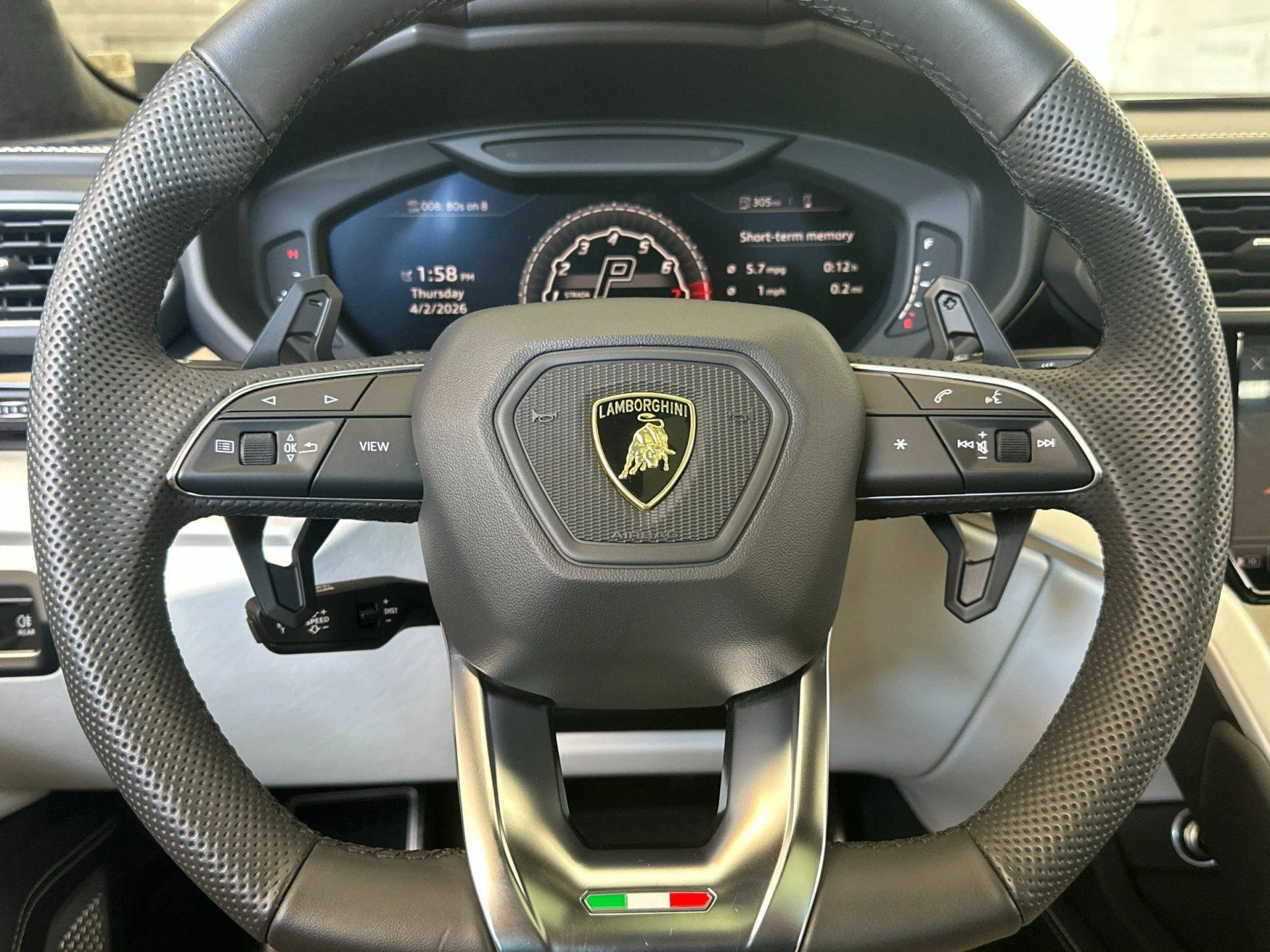 mph027_2480911679_Used_2020_Lamborghini_Urus_1775203734_7b8ee65fa4