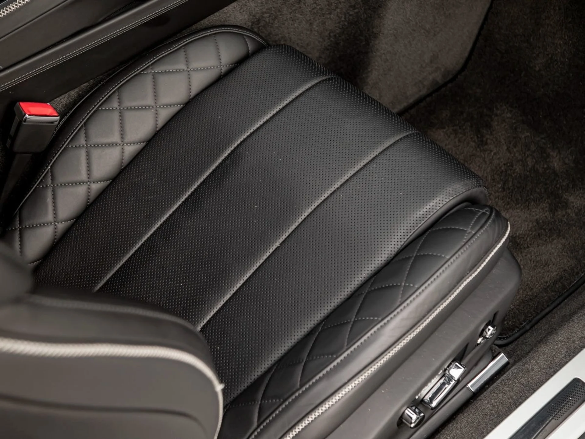 mph027_2492263005_28_c399b1d9e5