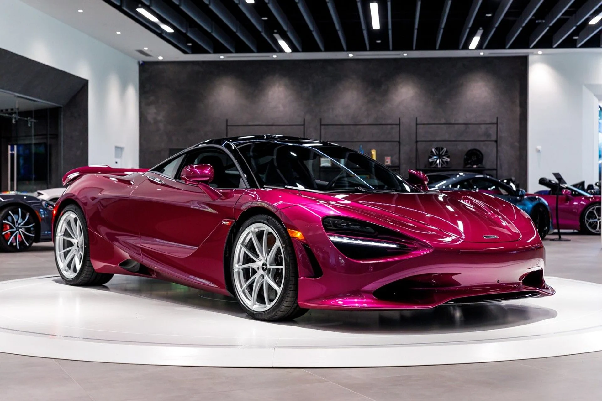 mph027_2492381848_676_p28_l_bc6dfcf32d