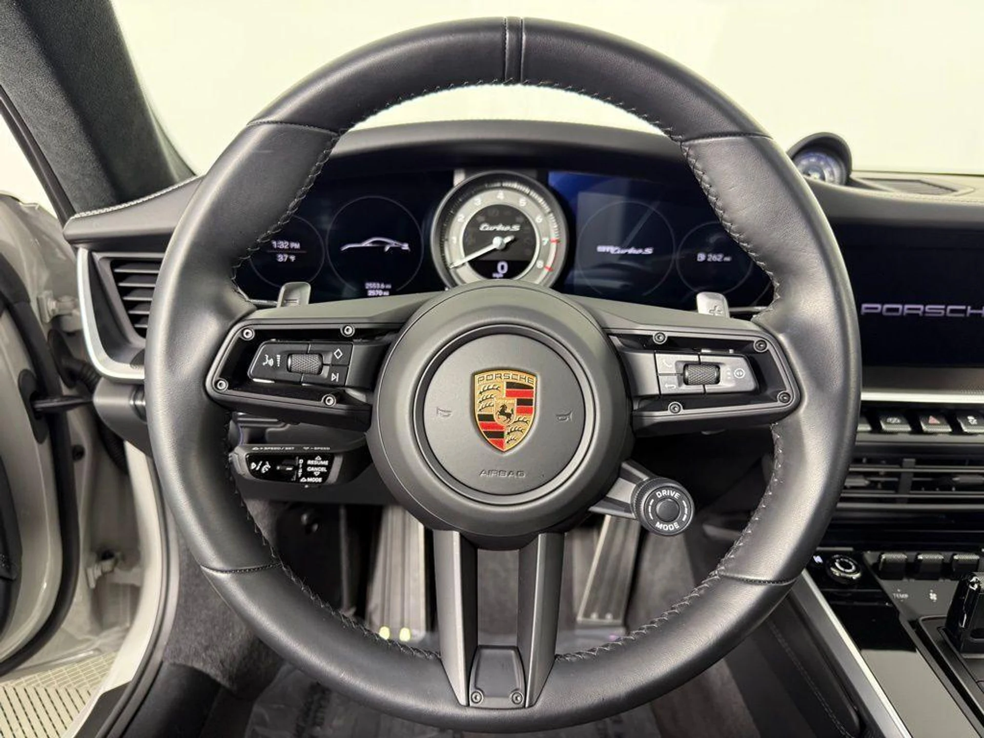 mph027_2492433300_1kh_J7_T_Oi2438t_XQZGD_Sk_A_Eso_M_6be4f06bac