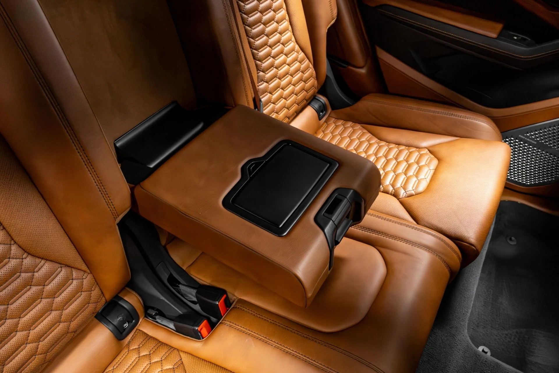 mph027_250061162_Used_2019_Lamborghini_Urus_1772123275_47237b5732