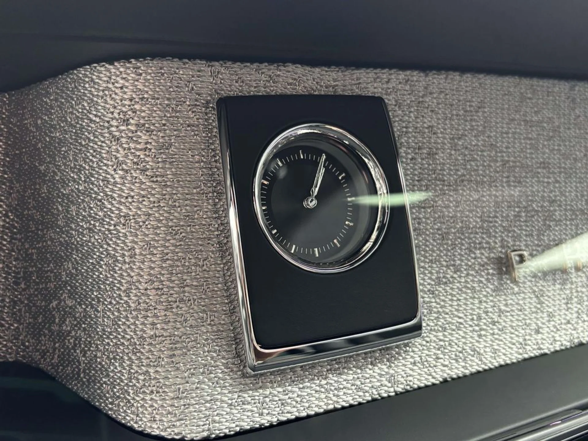 mph027_2500875197_6b0e15a380beaf61c519d685a700f351x_a6c0527a56