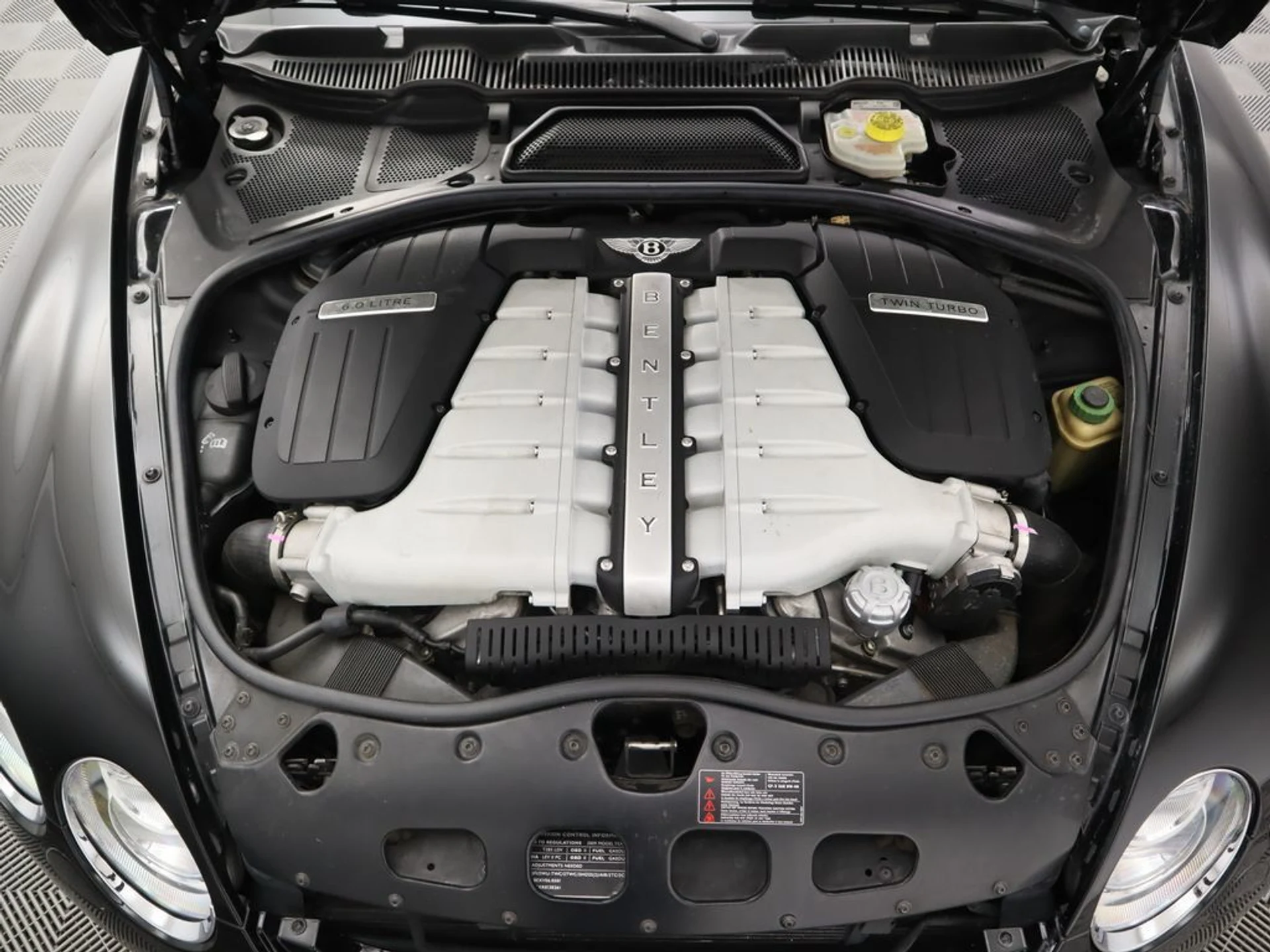 mph027_2503494174_used_2009_bentley_continental_gt_2drcoupe_8119_22953885_28_1024_b1ca2e53f8