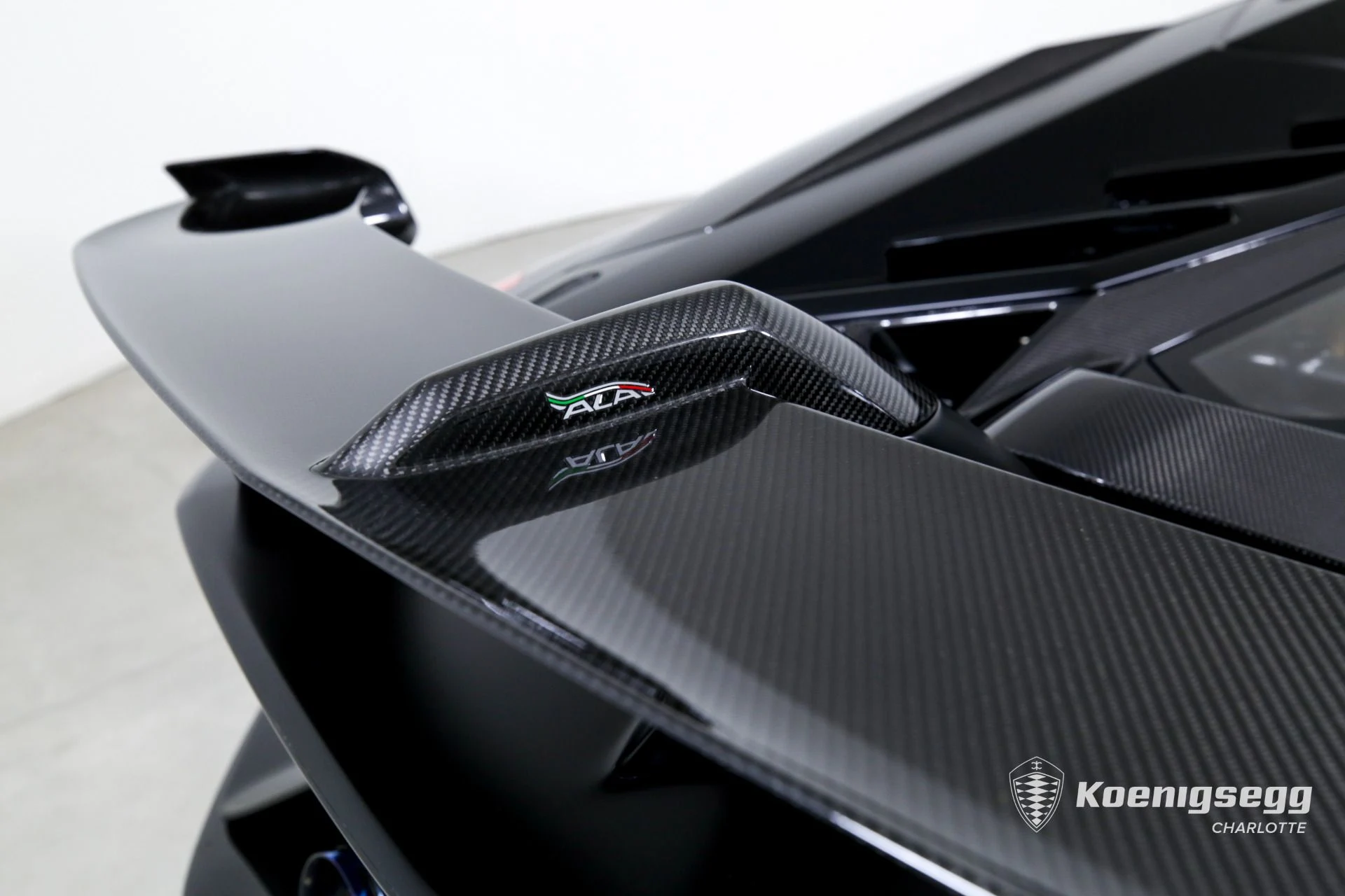 mph027_2504704710_Used_2021_Lamborghini_Aventador_LP_770_4_SVJ_1728075430_3e08ef2715
