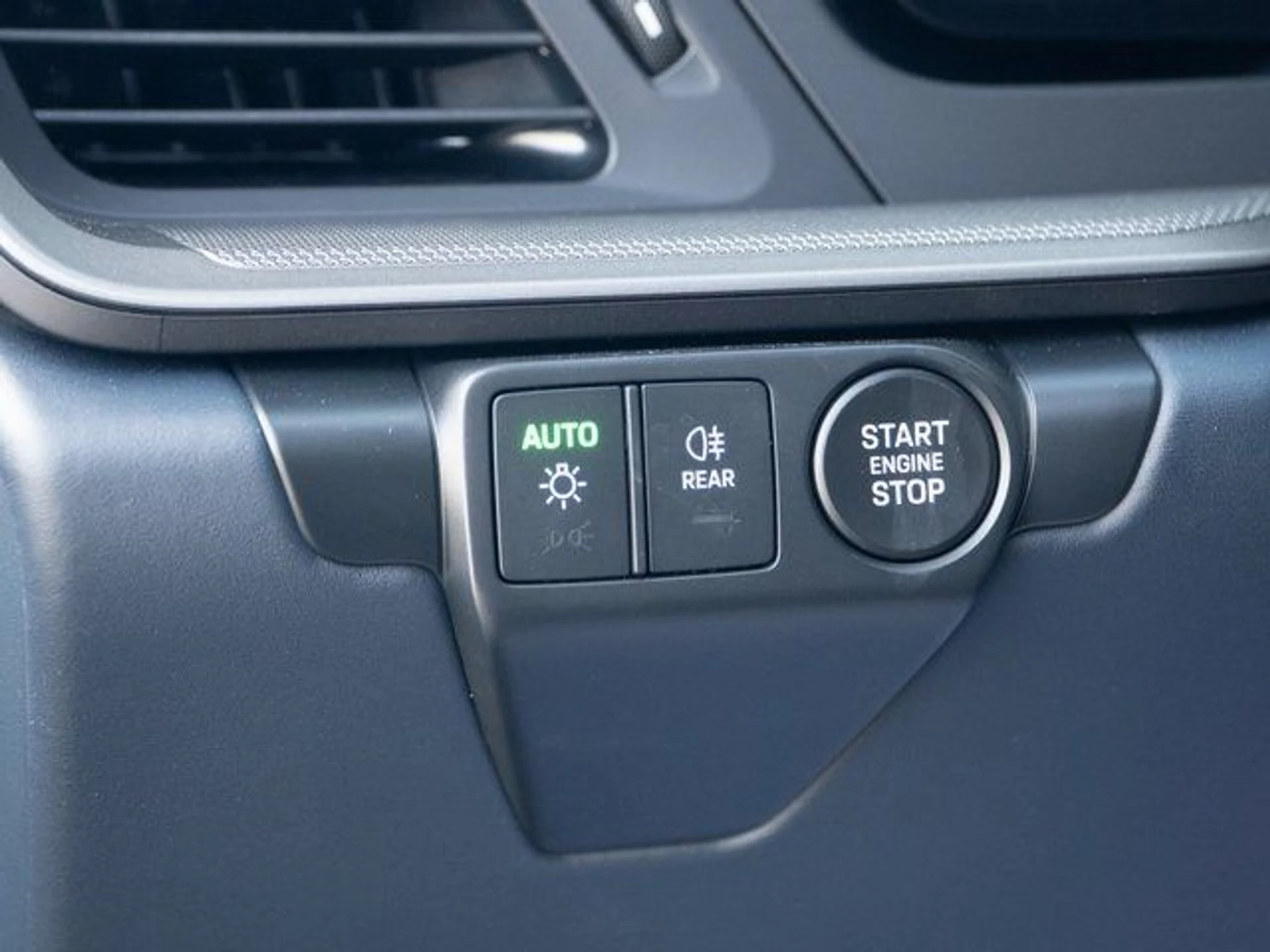 mph027_2508326852_e4a1f4d40cdd2eda70d6b54e9216a14f_955b4d55fc