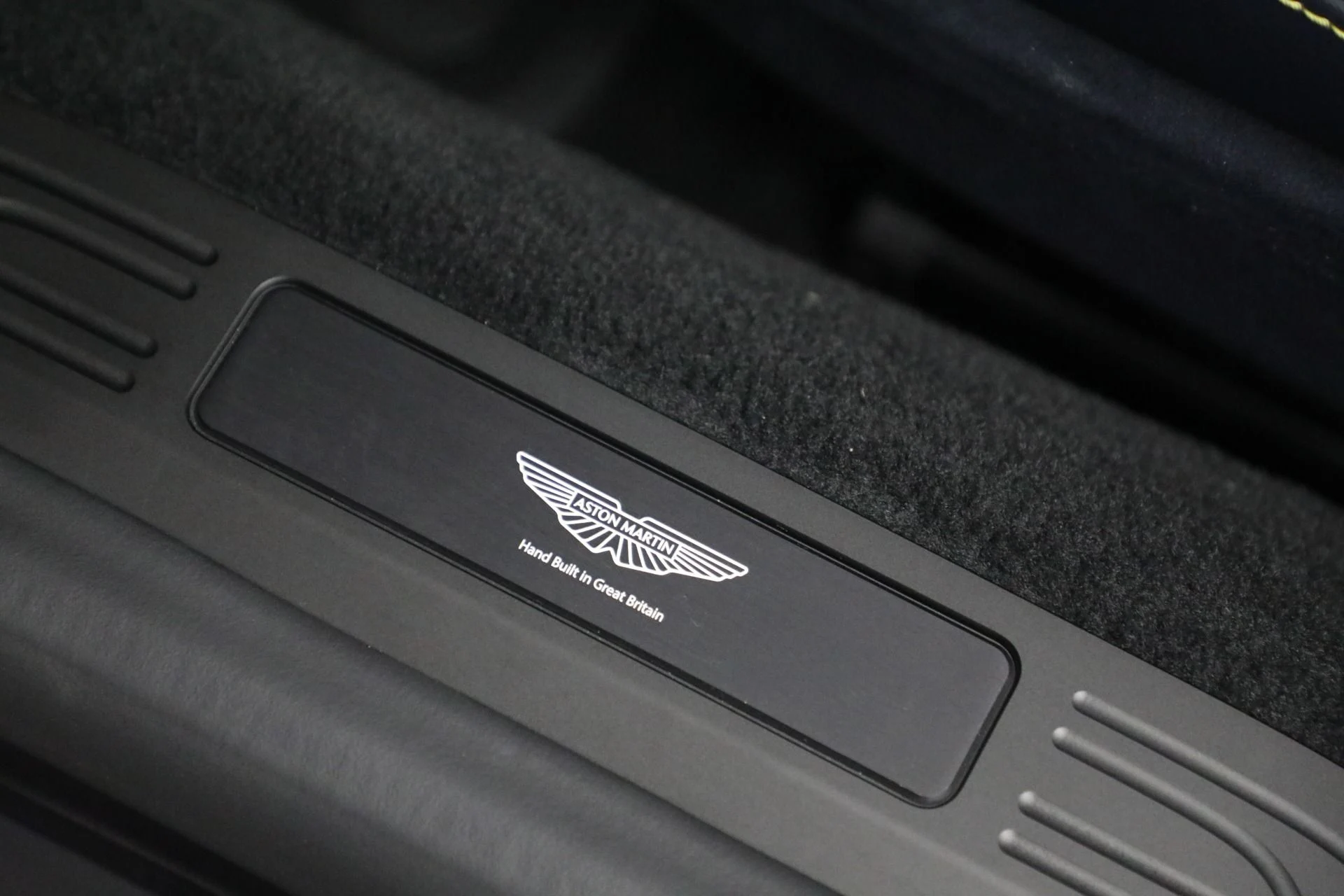 mph027_2513023931_New_2026_Aston_Martin_Vantage_ae4397cadf