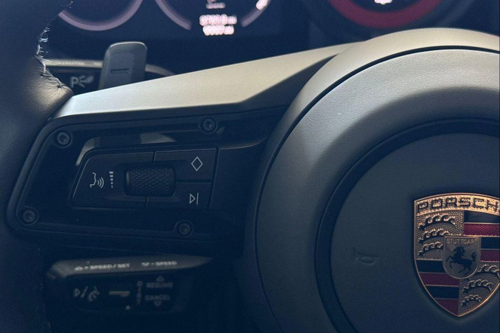 mph027_2527268958_x_Y9_HTY_Vk4y_BHY_1d_n_K_Hu_O0_Mmn_Nw_06dac77108