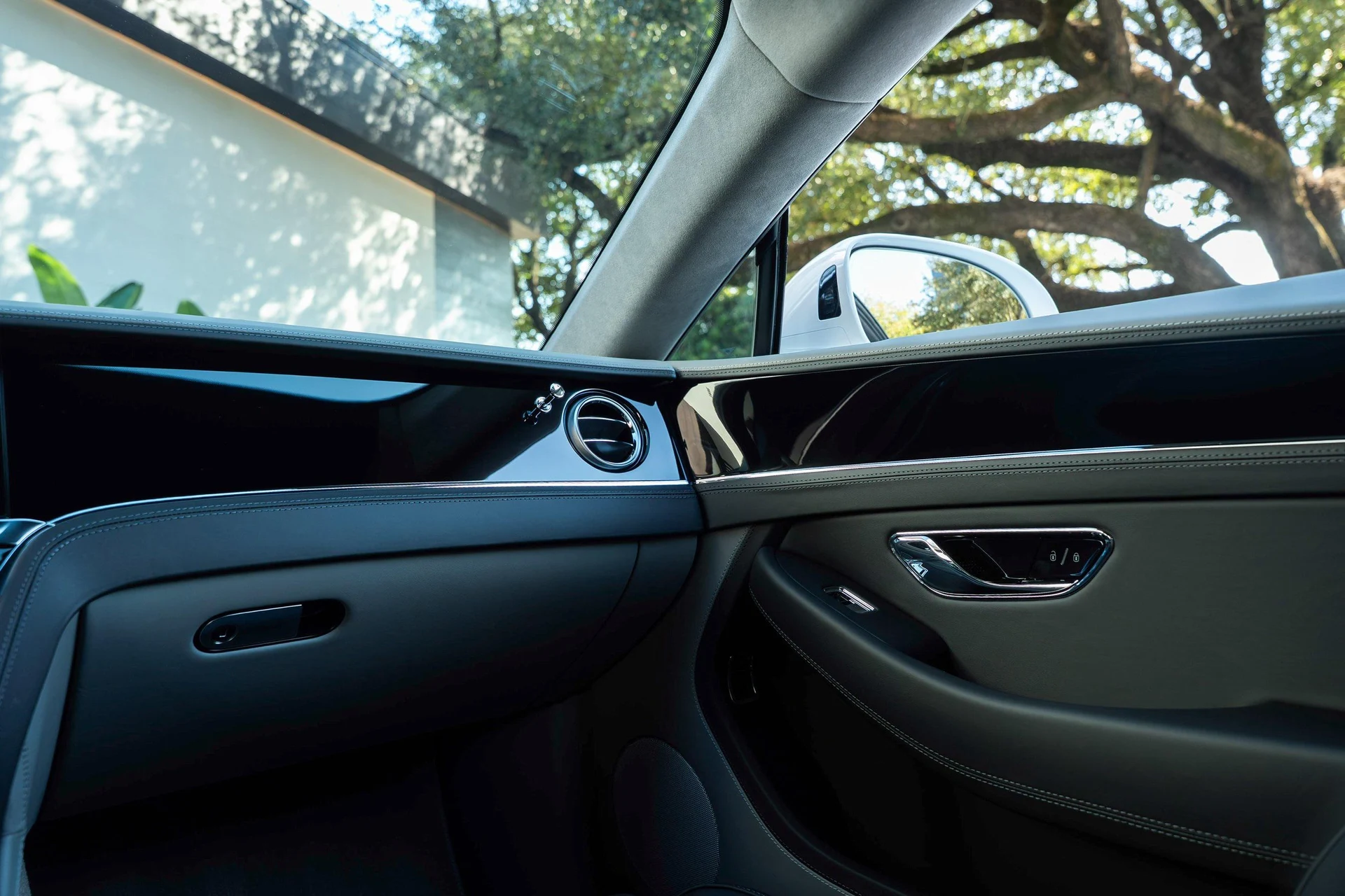 mph027_2551652432_458241673_68ef21cc026595e72669995b_265adbf889