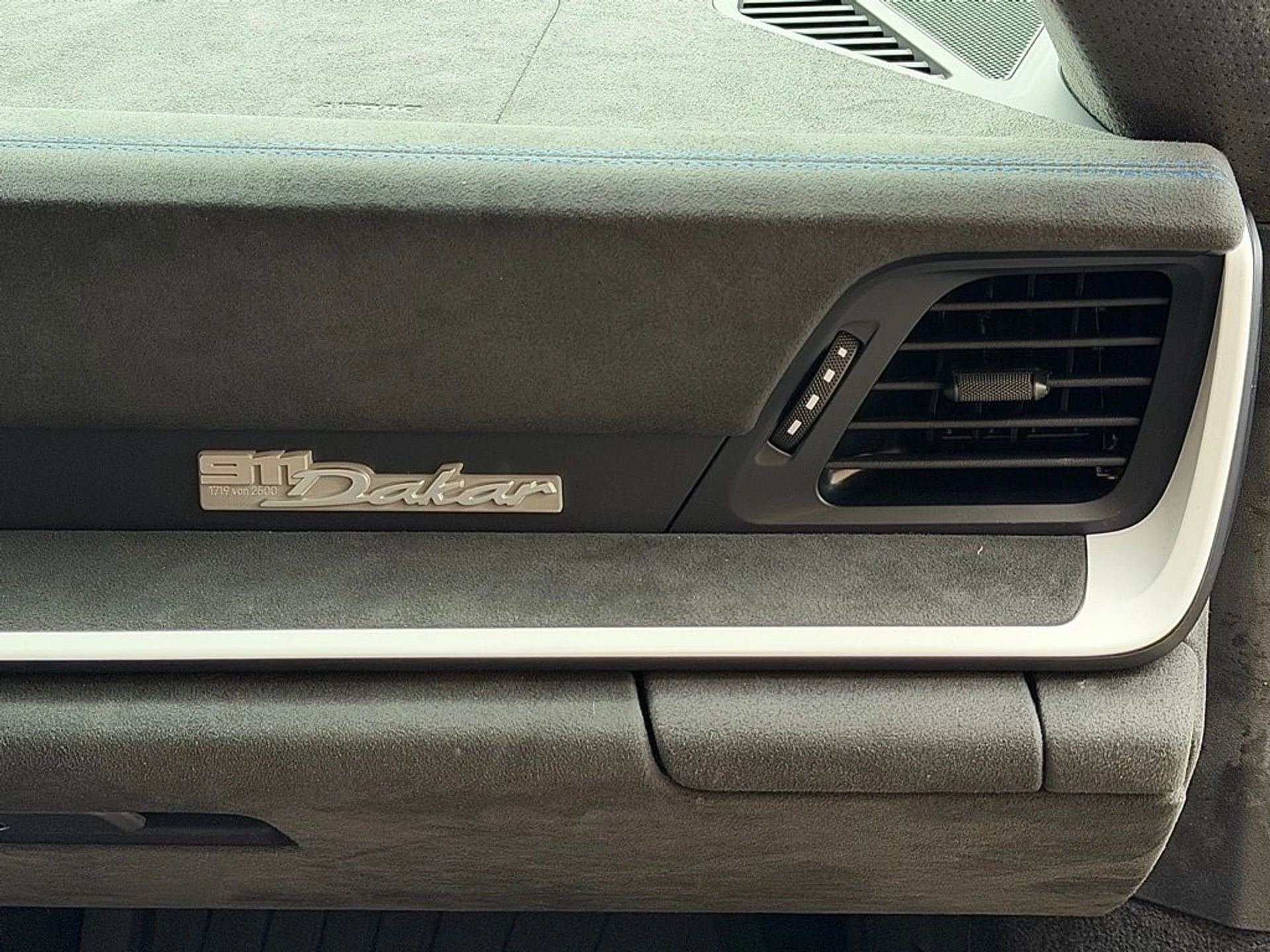 mph027_255175306_7b37fb3a7548dbc535aab20ec06eb1d6x_f19505386c