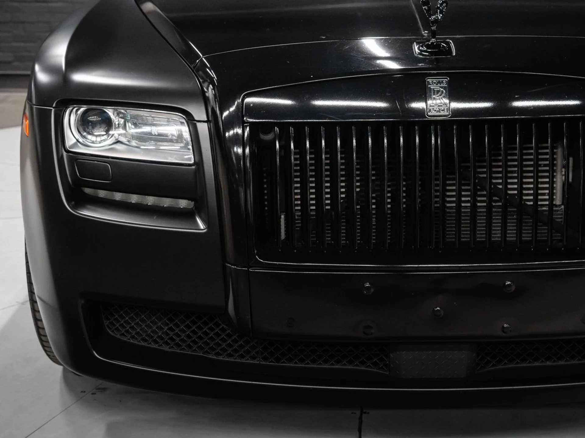 mph027_2554011631_rolls_royce_ghost_2012_18fd8af4f0