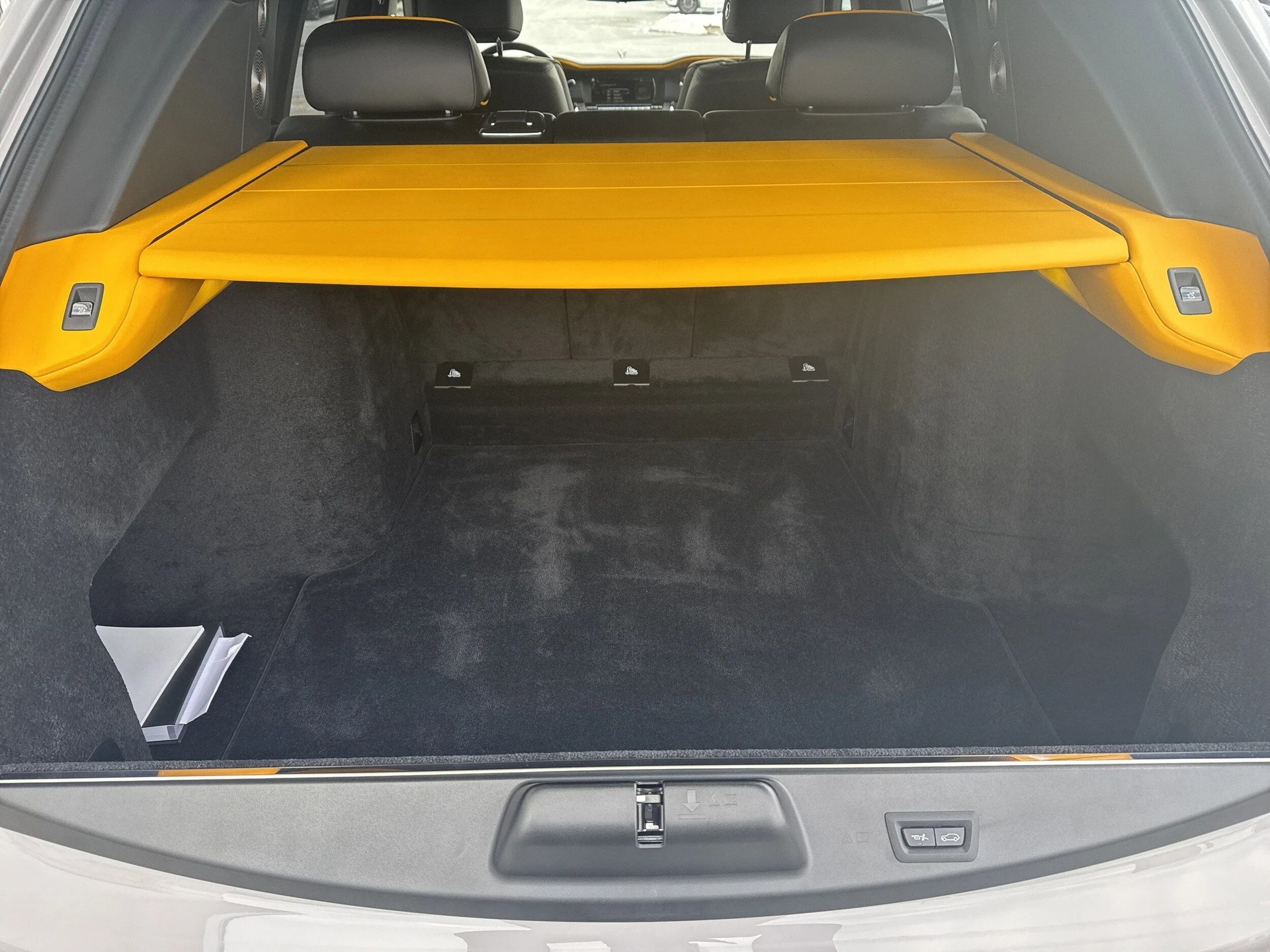 mph027_2554192528_bce8d54d65394cb054a8268b7b9ee7c6x_877c84503a