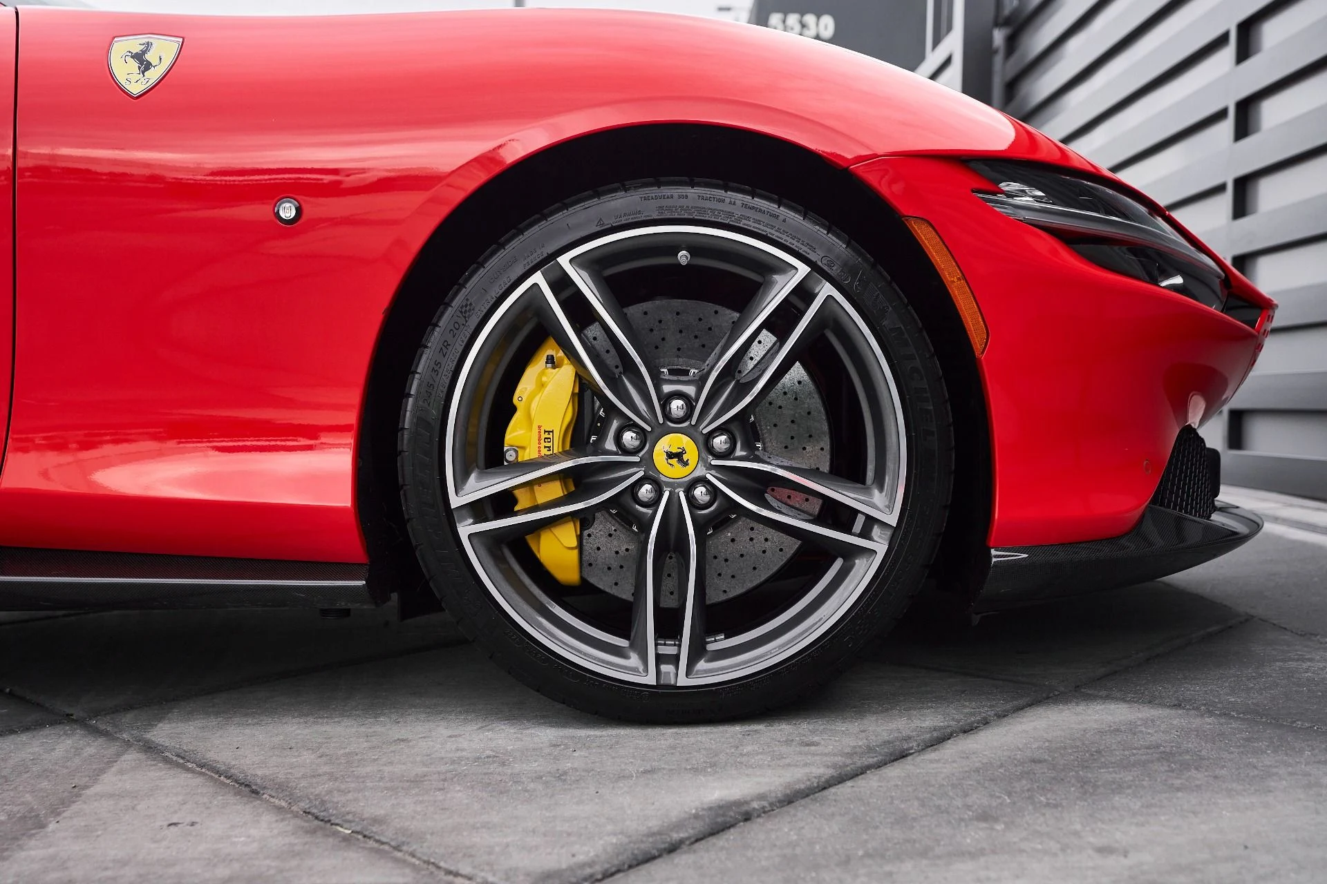 mph027_2557380483_Used_2023_Ferrari_Roma_Base_1761599031_10b9511331