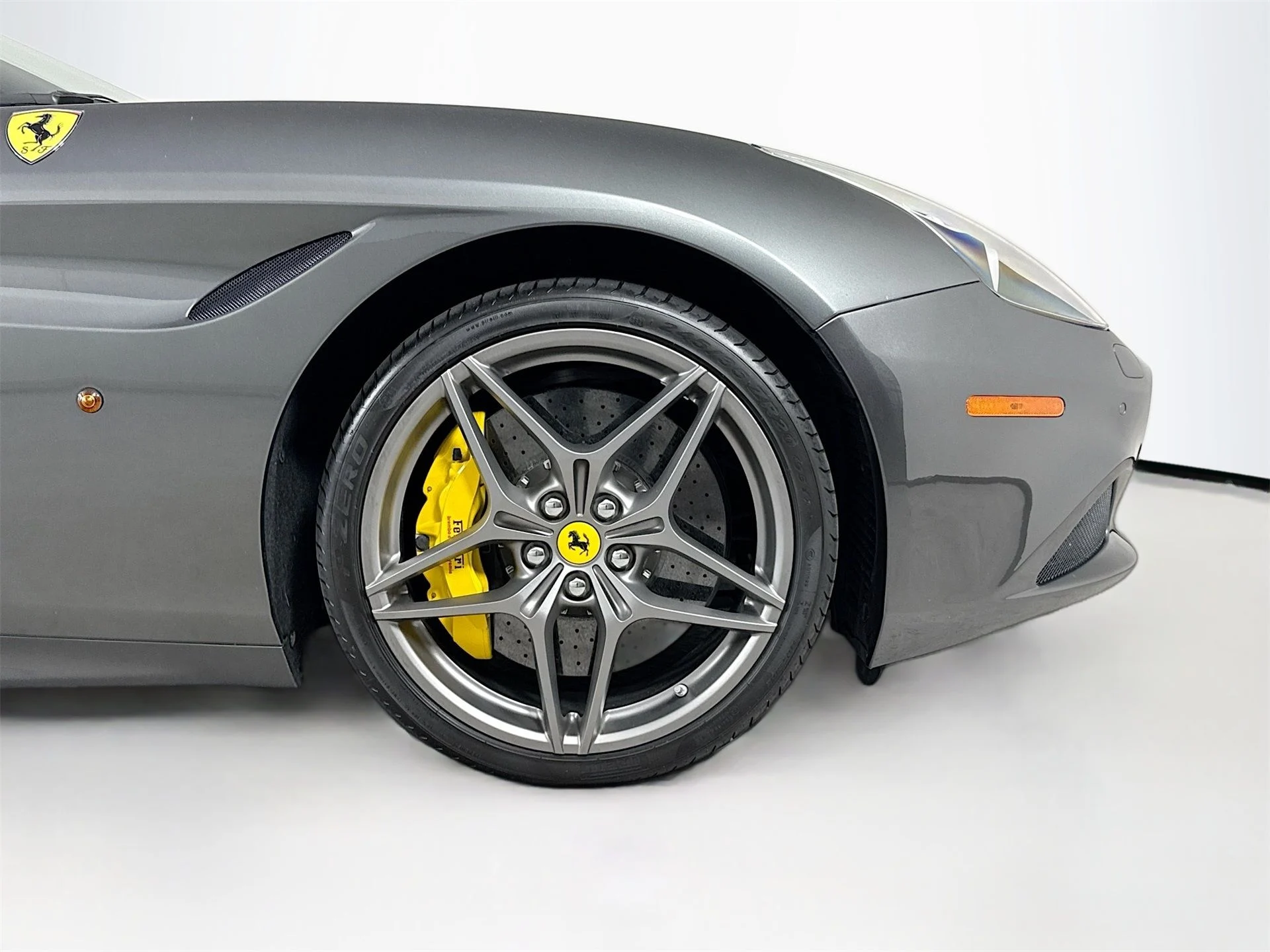 mph027_2558484908_4e2ade10fab53a4368c021503c2f4811_c4639eee53