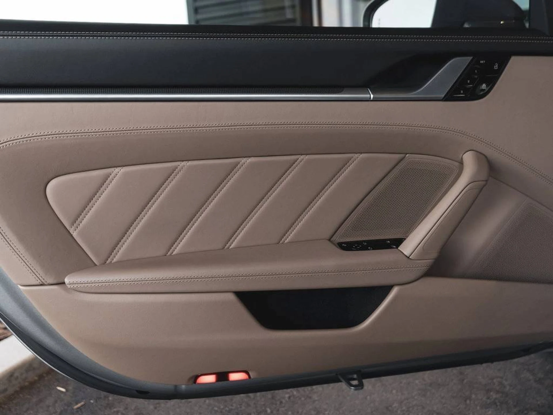 mph027_2565825885_1280_23639cb2db