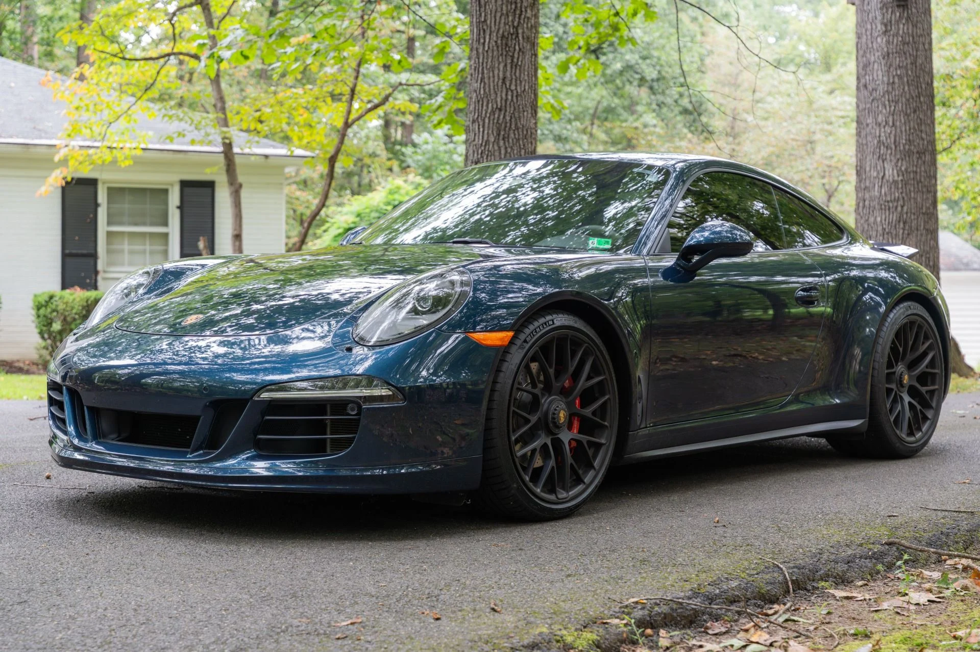 mph027_2572226434_Used_2016_Porsche_911_Carrera_GTS_1788907284_03e20c0749