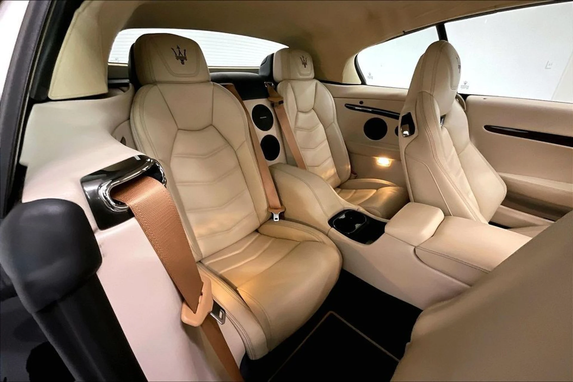 mph027_2573420349_79556e04e7dcde045592d8cae53cfbdax_62985a3ac8