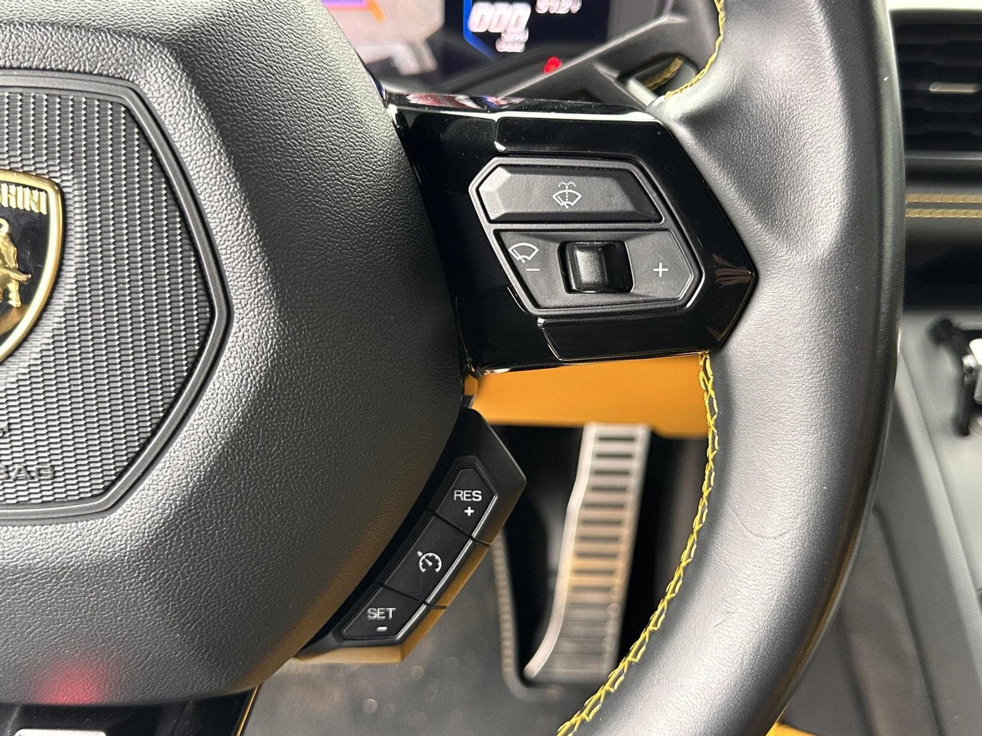 mph027_2576202357_51d6154bab70650991c68ce3a76c1a2b_c17fbbc6c6