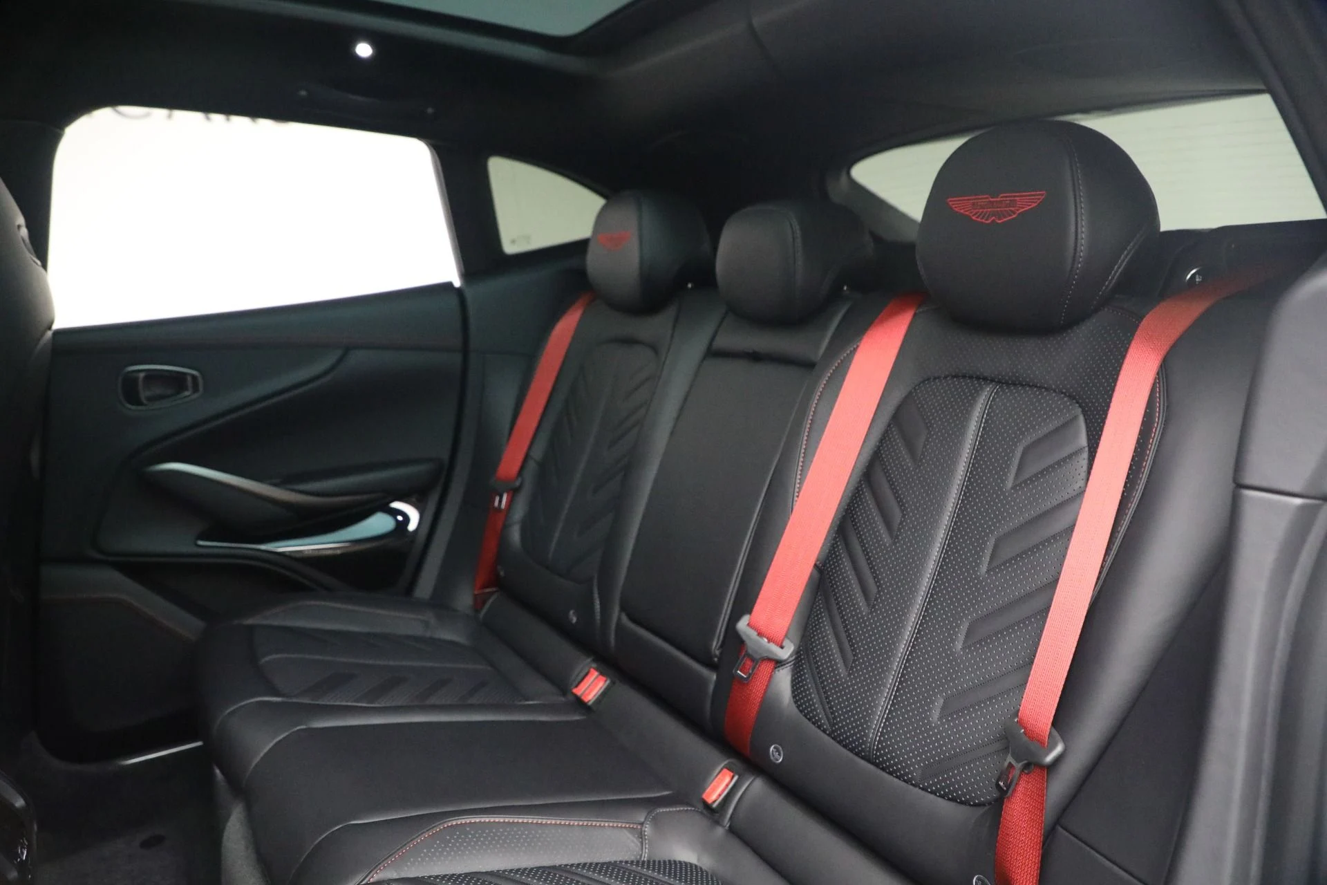 mph027_2588416523_New_2026_Aston_Martin_DBX_S_1775590549_eb5b3f8a77