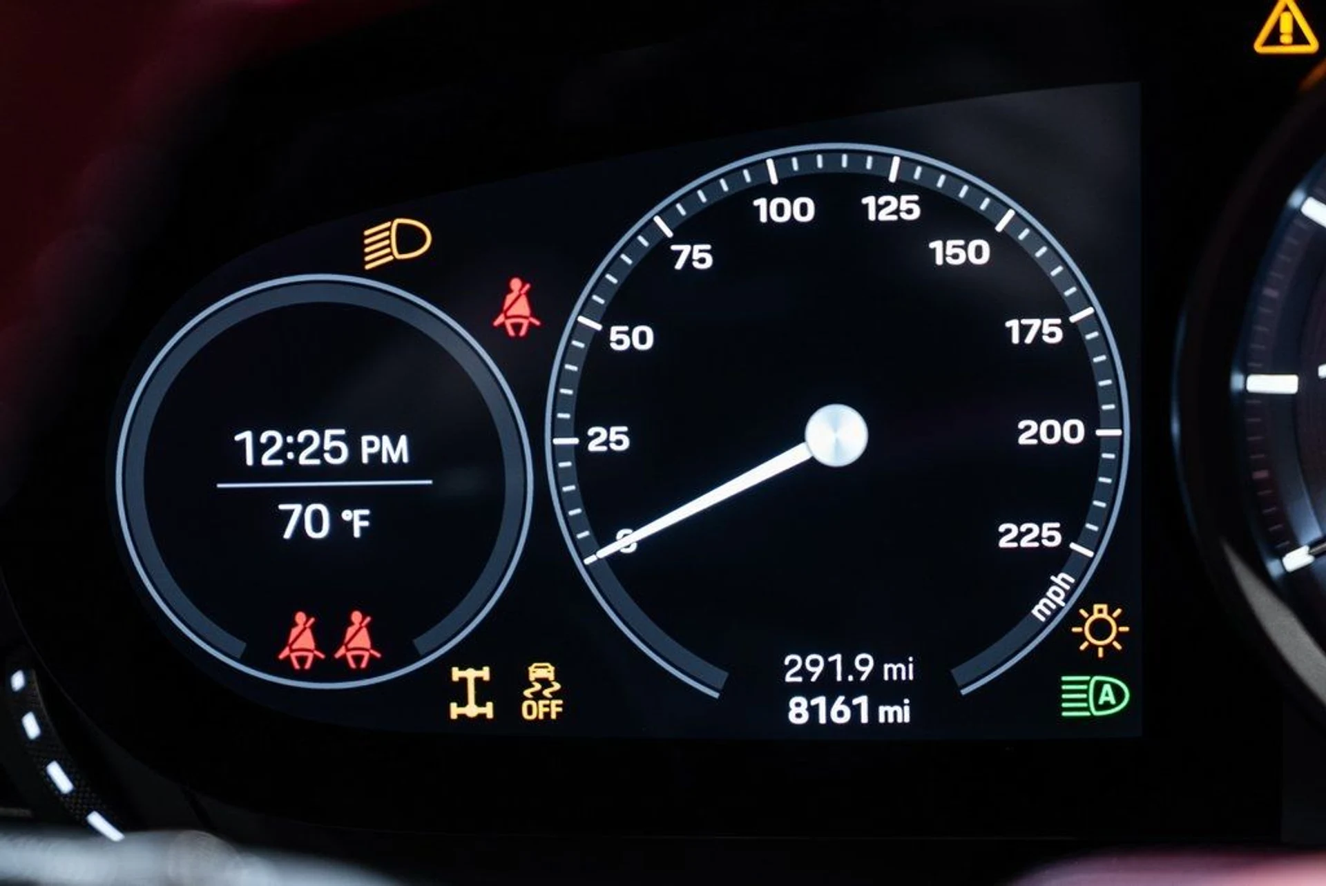 mph027_2595402759_55061568e3f10477596ce95c354196e9_3ef1c9bba2