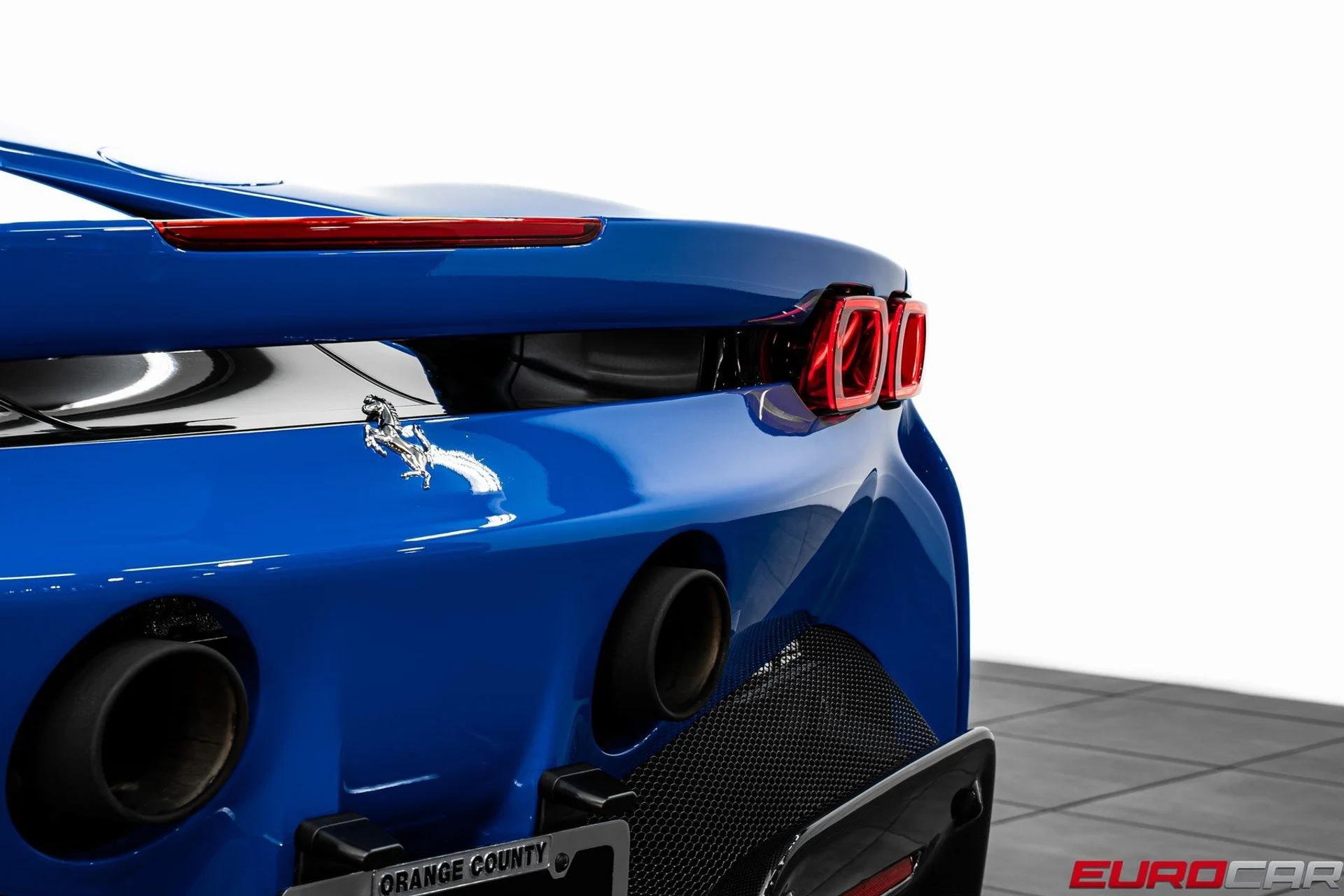 mph027_2595683311_image_28_891ee23b79