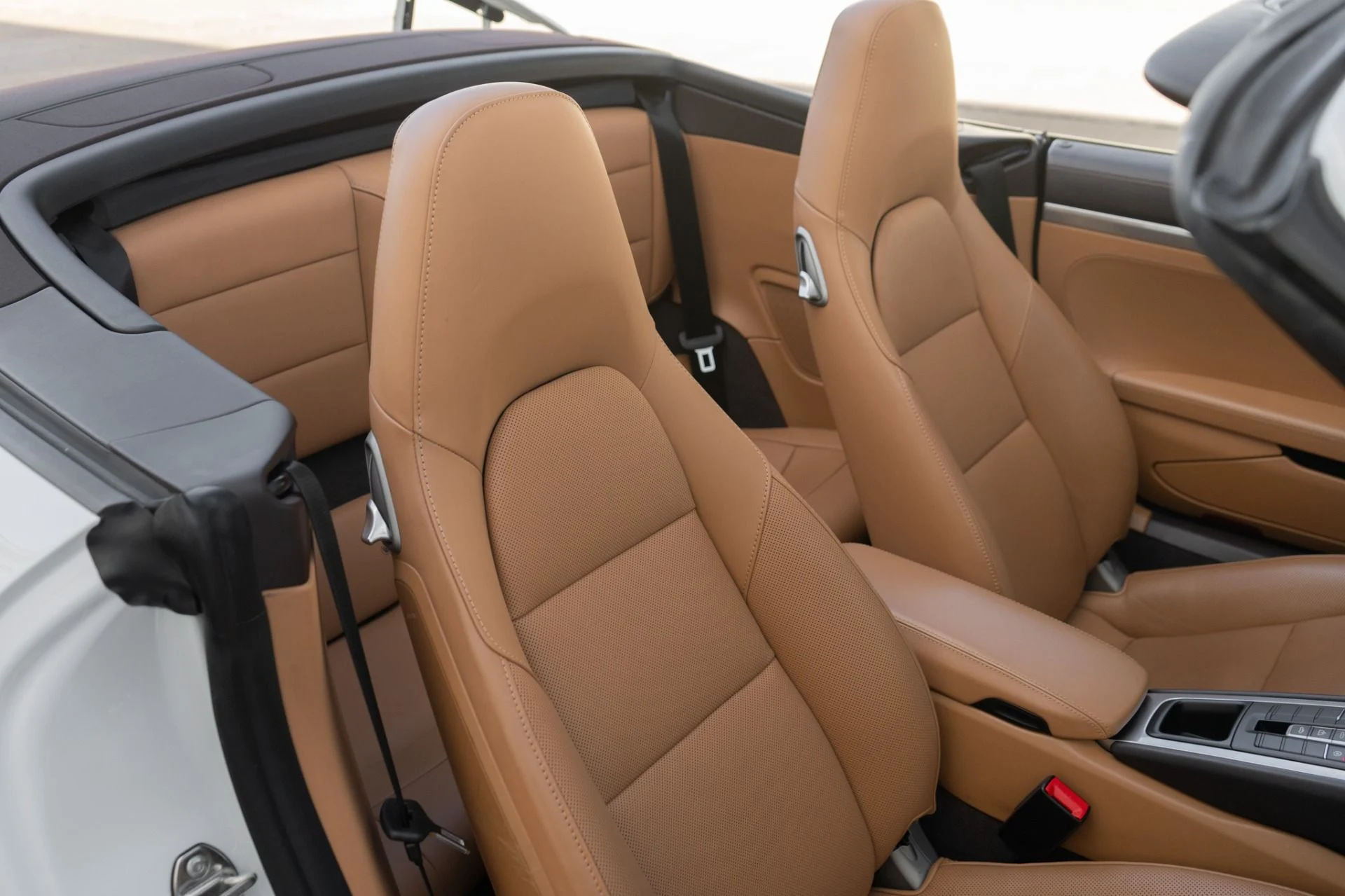 mph027_2596666918_Used_2018_Porsche_911_Carrera_4_S_1775580222_f8191de735