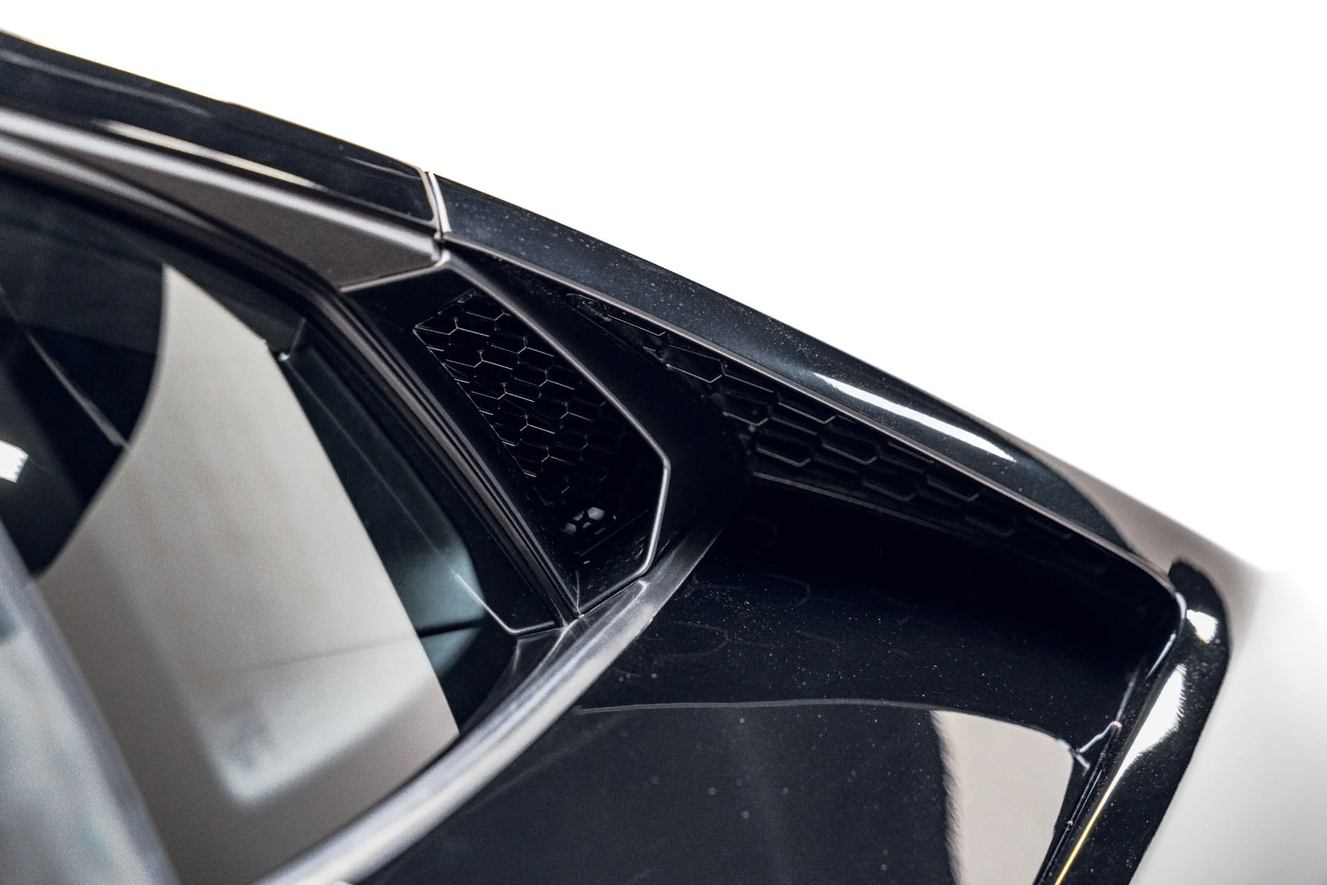mph027_2601521253_Used_2021_Lamborghini_Huracan_EVO_1782507538_0795d8e088