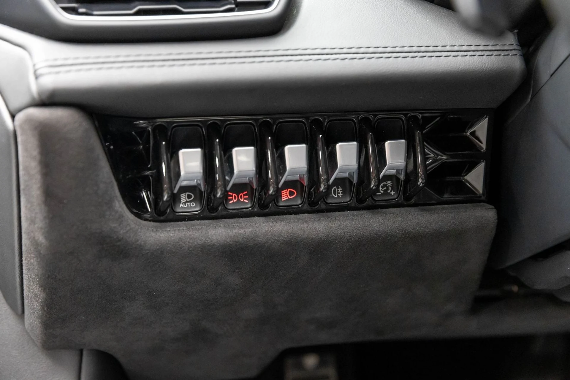 mph027_2608052309_28_c851e87b1e