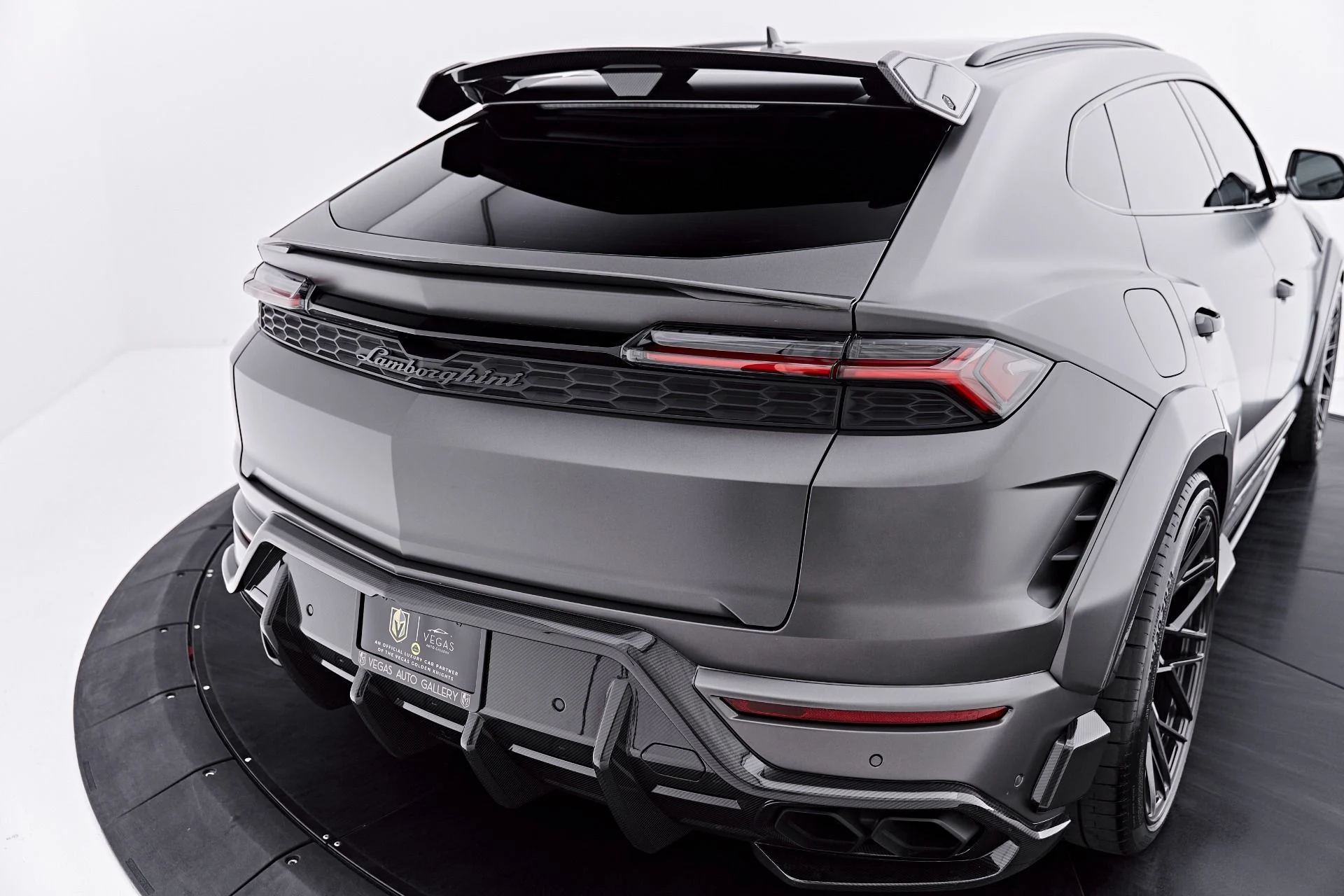 mph027_2610329945_Used_2025_Lamborghini_Urus_SE_1788282688_36bb167200