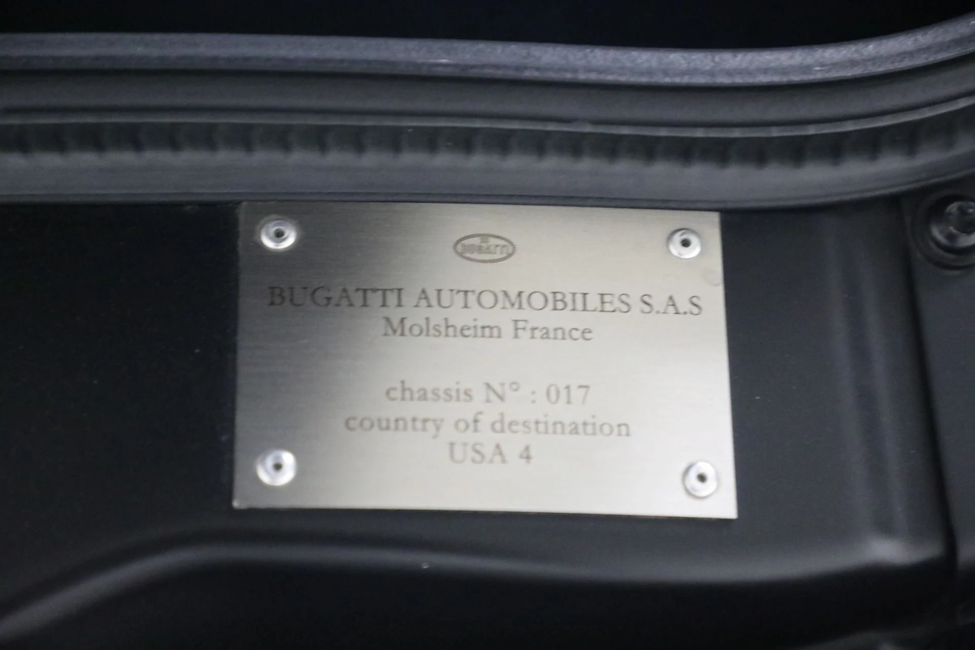 mph027_2625994214_Used_2006_Bugatti_Veyron_164_d6c5019d11