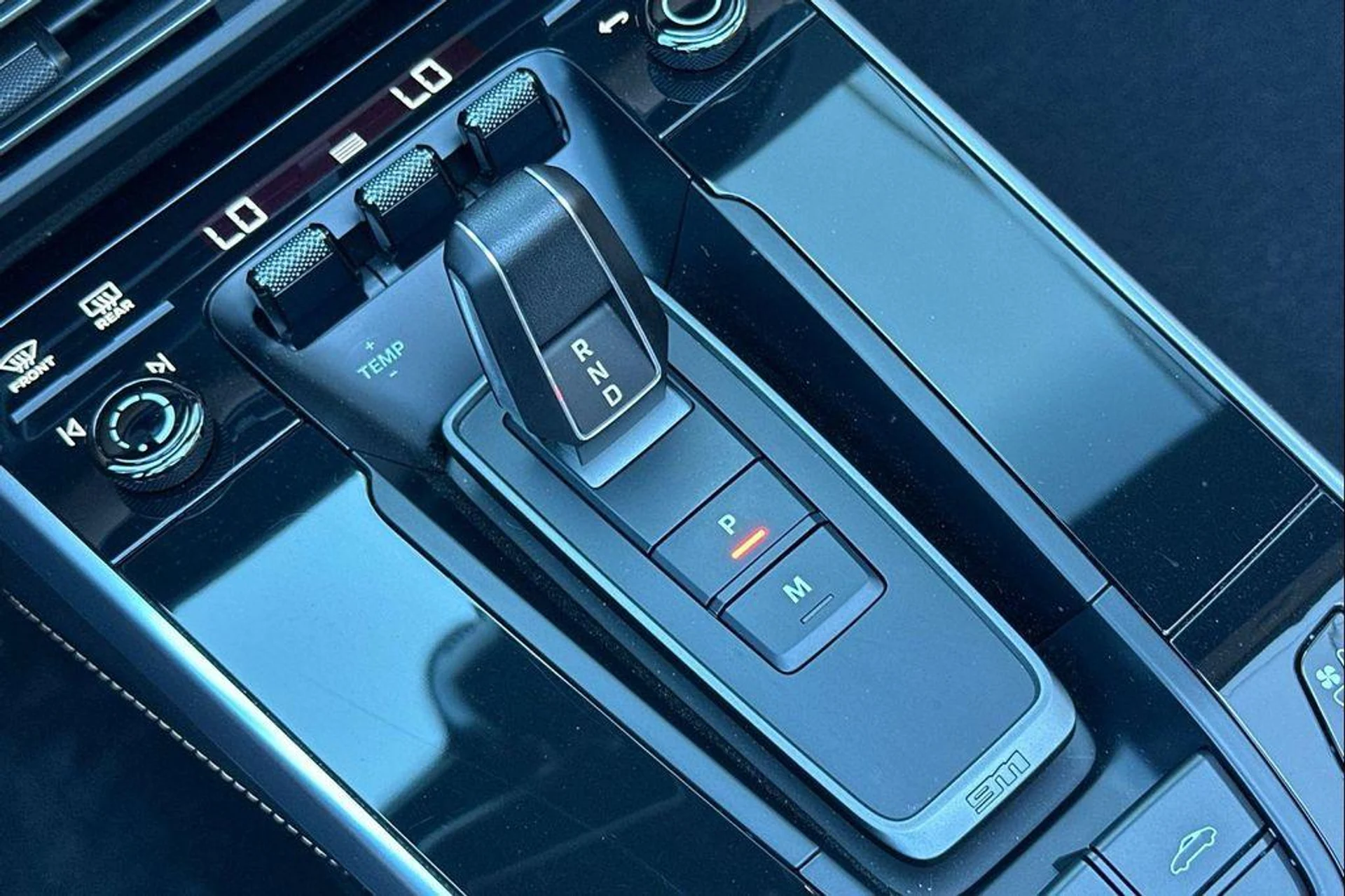 mph027_2627835163_Xar_KCW_Srnn_T4_SYM_Bpa_HRRP_7_B_Wr_E_45afda71fe