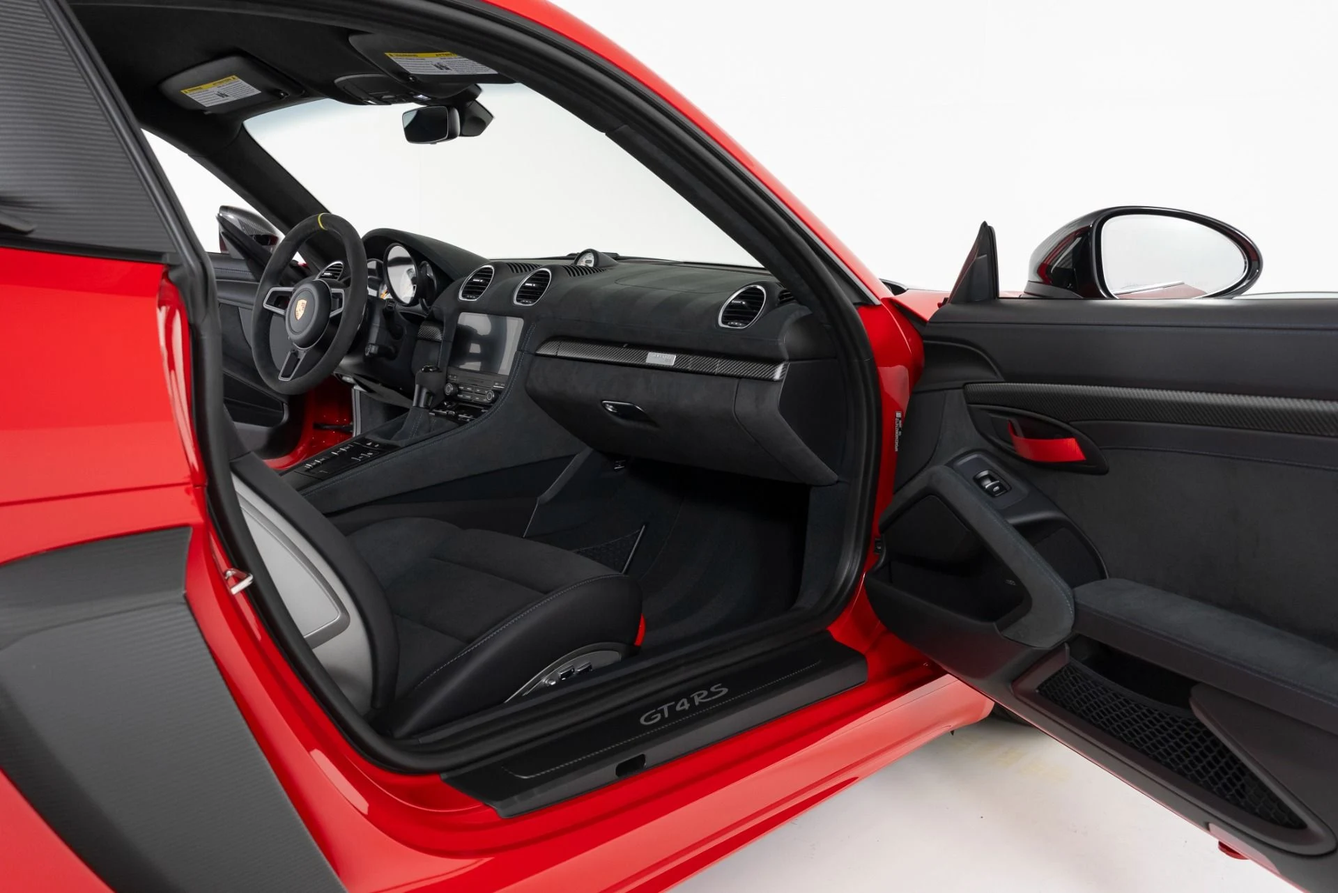 mph027_2630403107_Used_2024_Porsche_718_Cayman_GT_4_RS_1750205671_585d251f5c