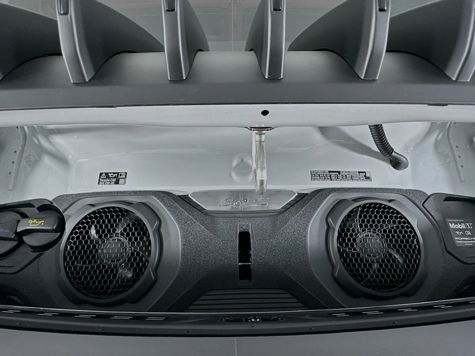 mph027_2636507817_2fb5296dffa5f8adf70573385a7ed01ex_a8ba88a60d