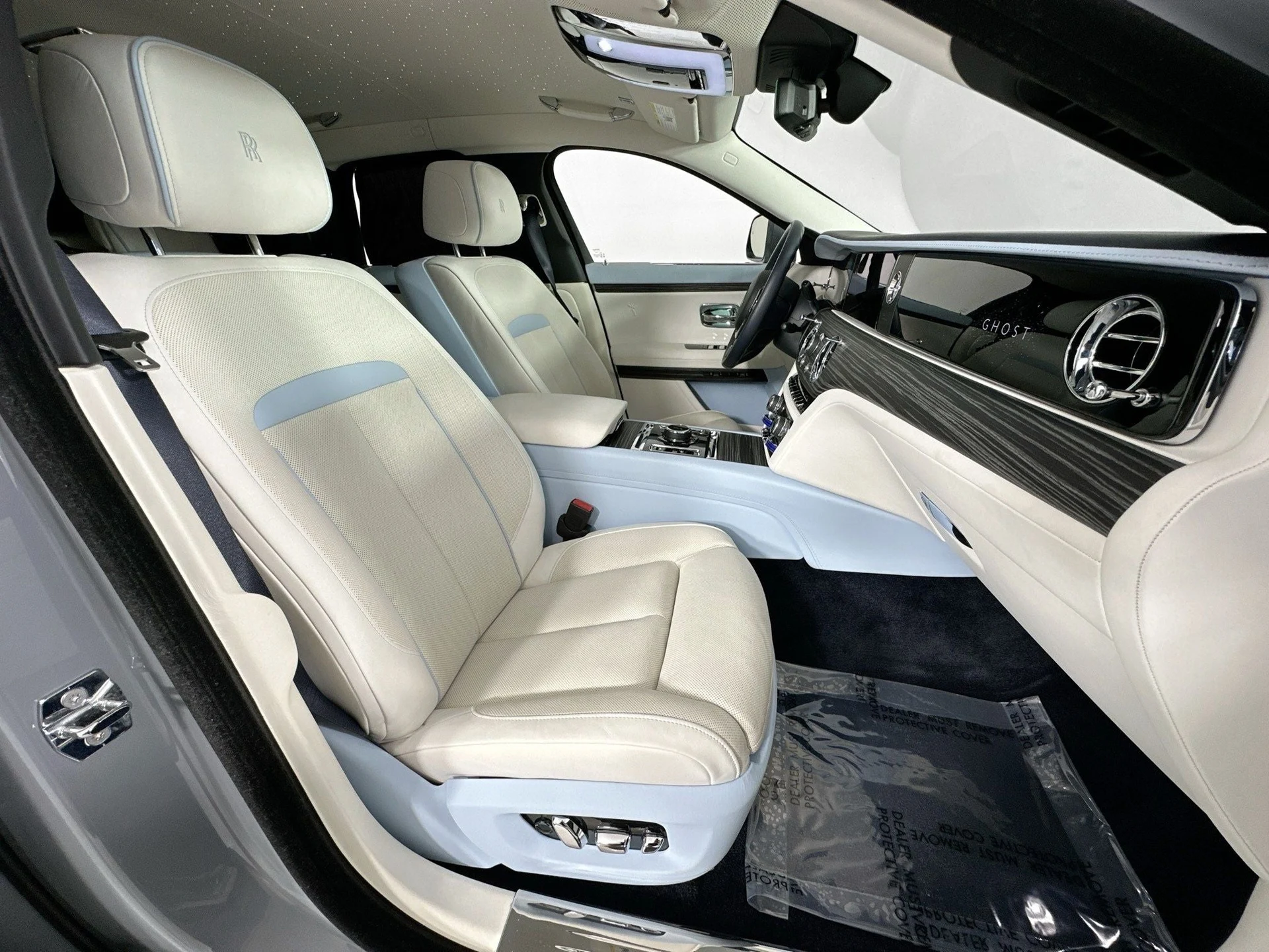 mph027_2639276853_28_81b17cda43