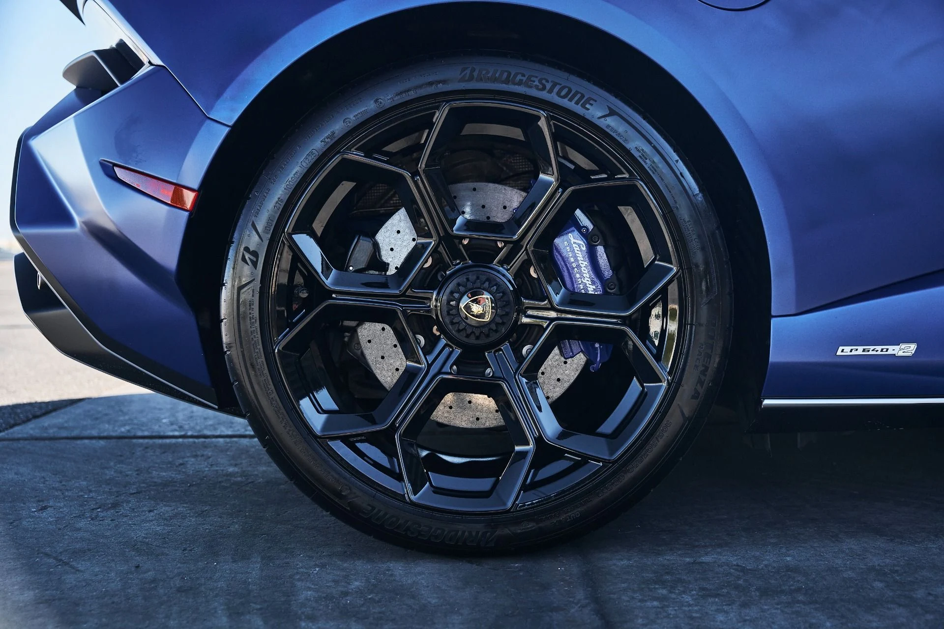 mph027_2639320055_Used_2023_Lamborghini_Huracan_Tecnica_Base_1774403174_870c9c0f03