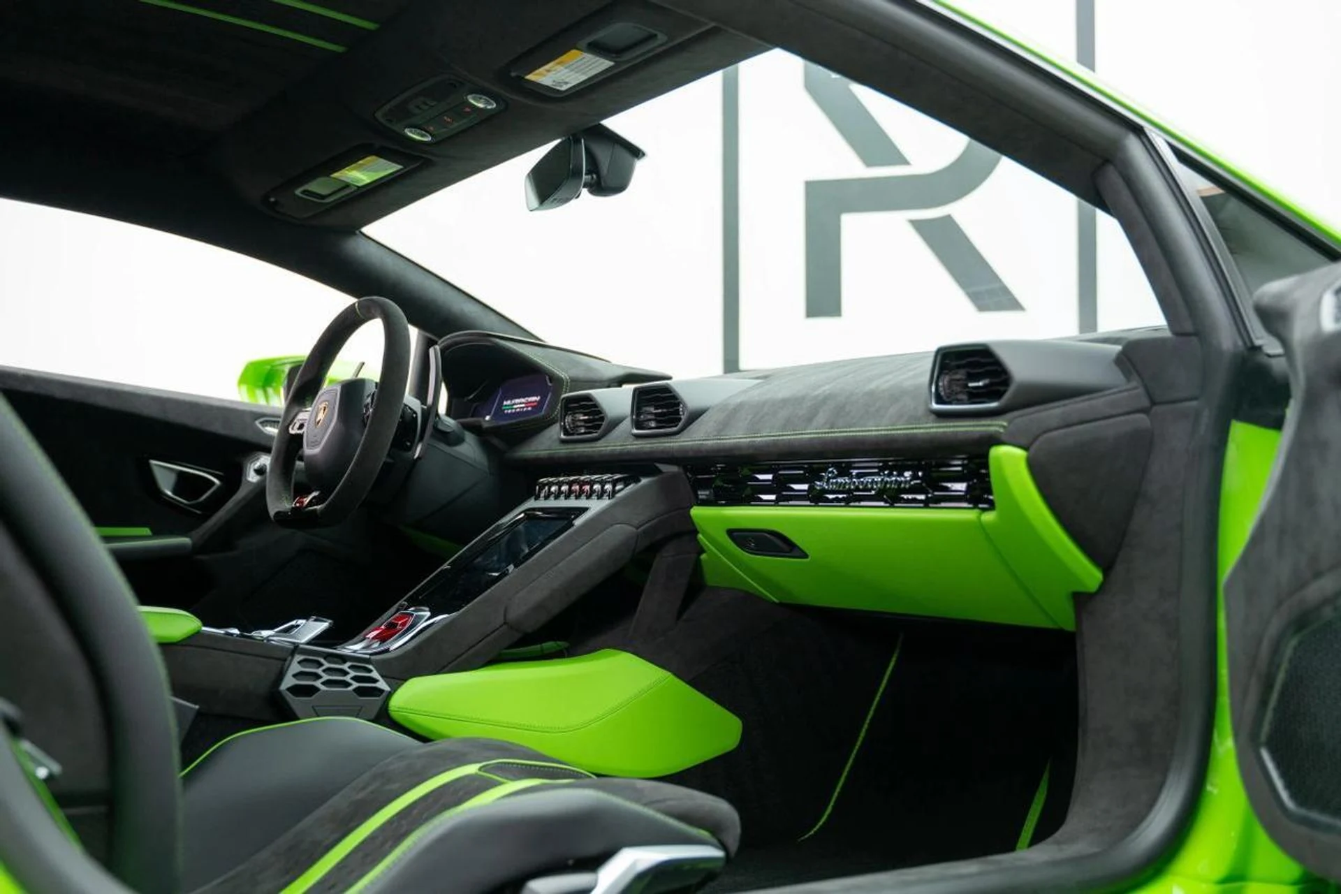 mph027_2641876003_ee55952fd581e6160e109cc566723c71_dfafaae5cd