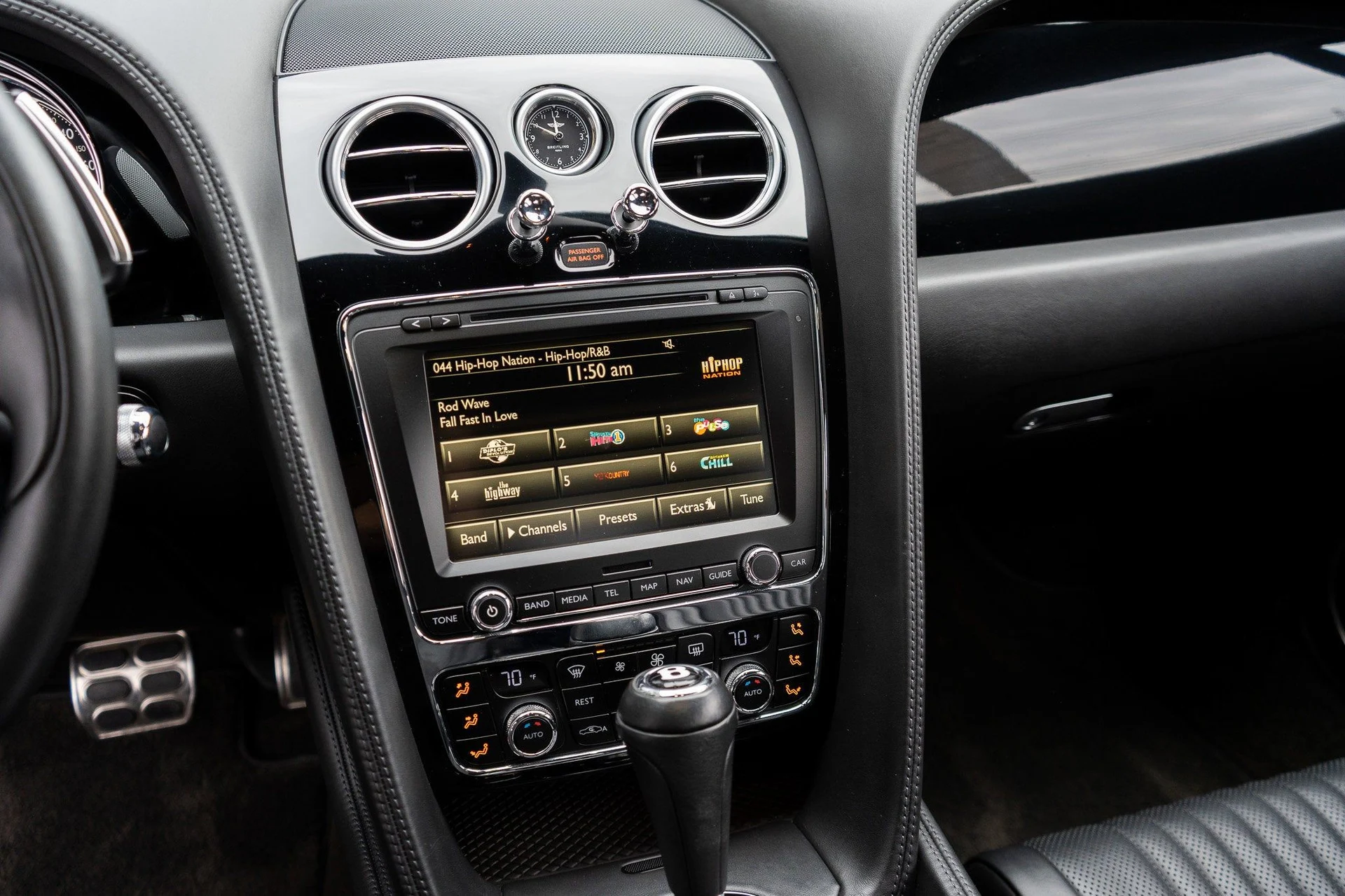 mph027_2642612861_28_af24b6dfb5