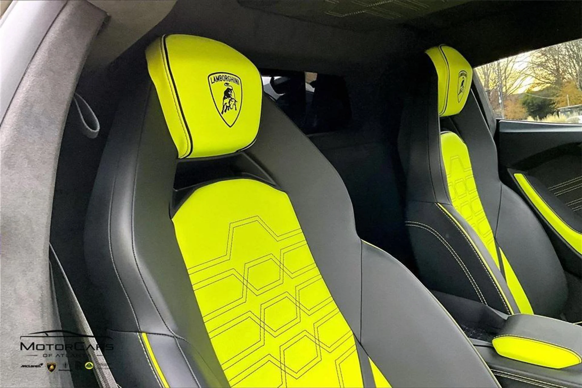 mph027_2645565495_6sqq_J0_dz_N69td_DMH_4_York_NQ_Sz_U_b12eca0a4b