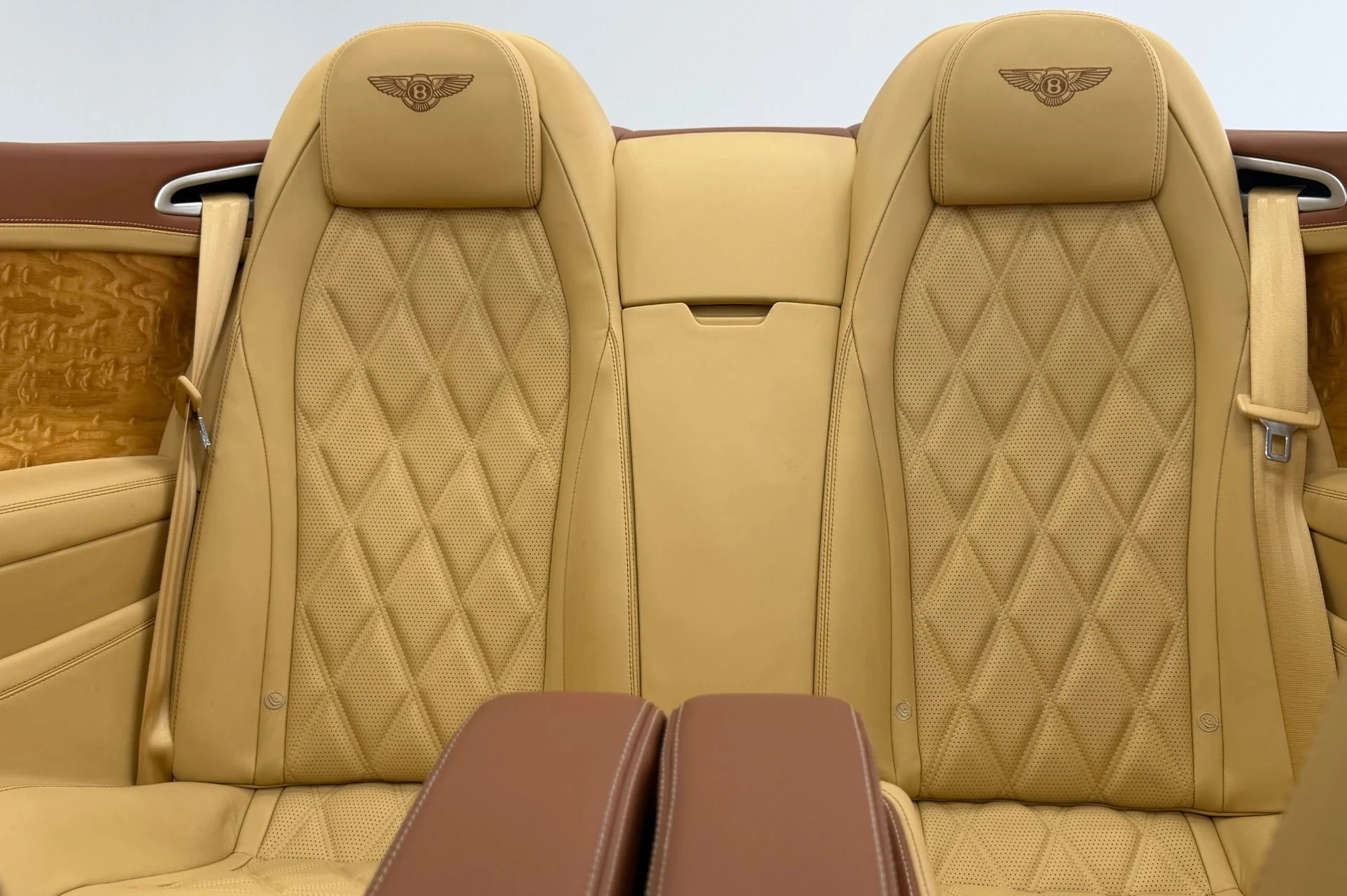 mph027_2646962651_Used_2015_Bentley_Continental_GTC_W12_Mulliner_Driving_Specification_1785534875_11a32e8c3c