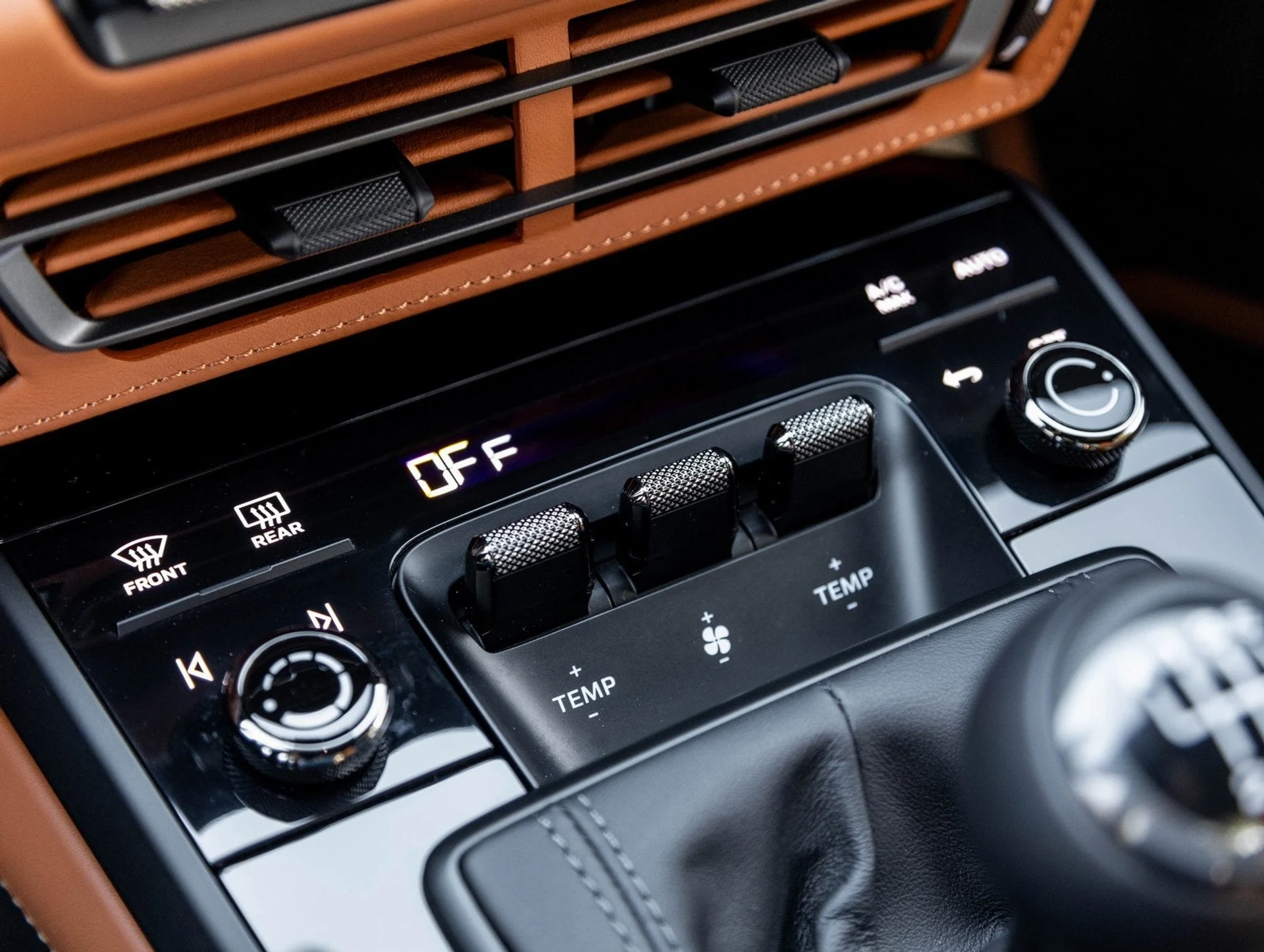 mph027_2647287542_28_9344fd055e