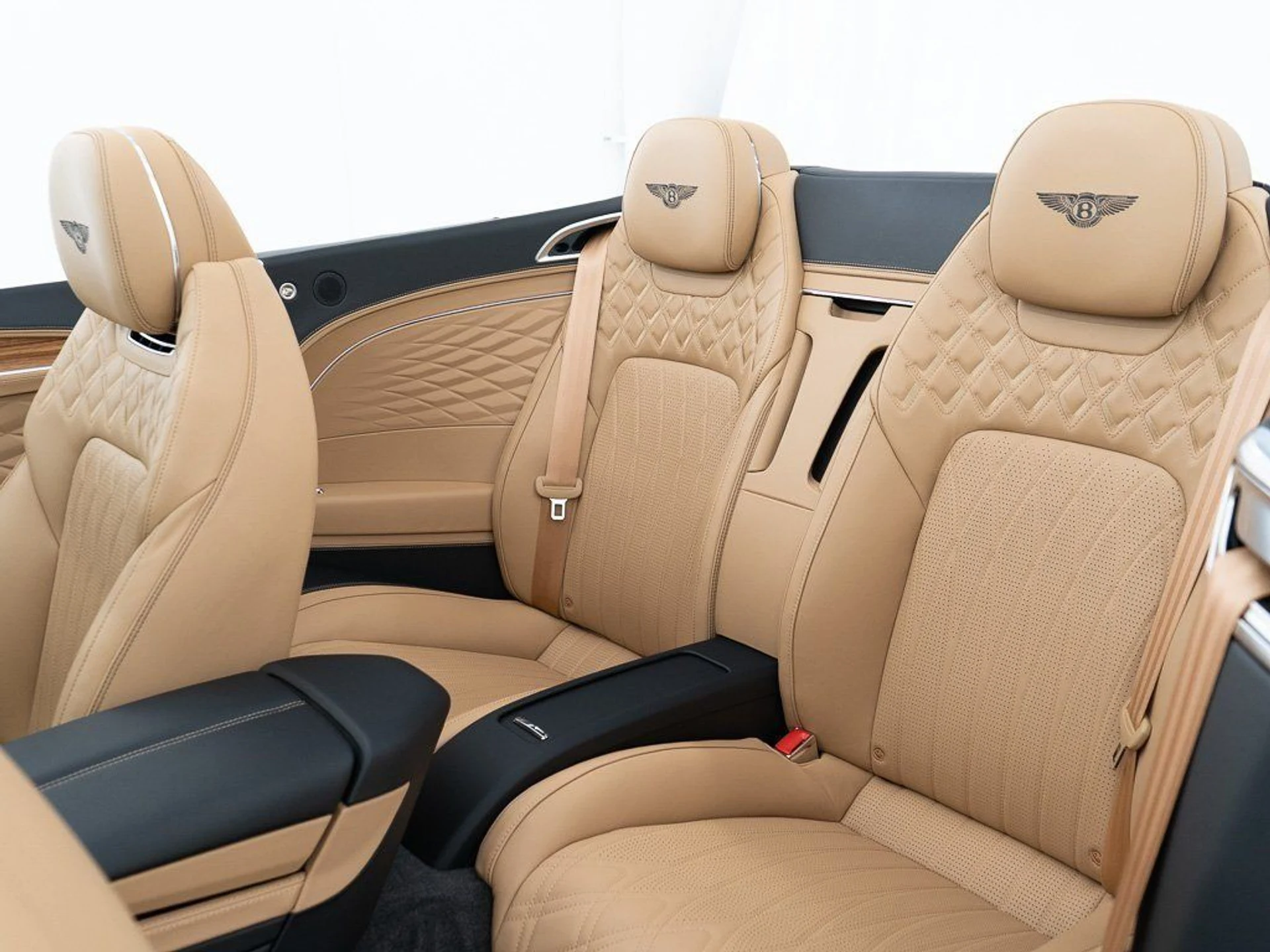 mph027_2648477580_cc0ed626330d2a6ce4cbc3ec6a8581cb_7a3a244a9e