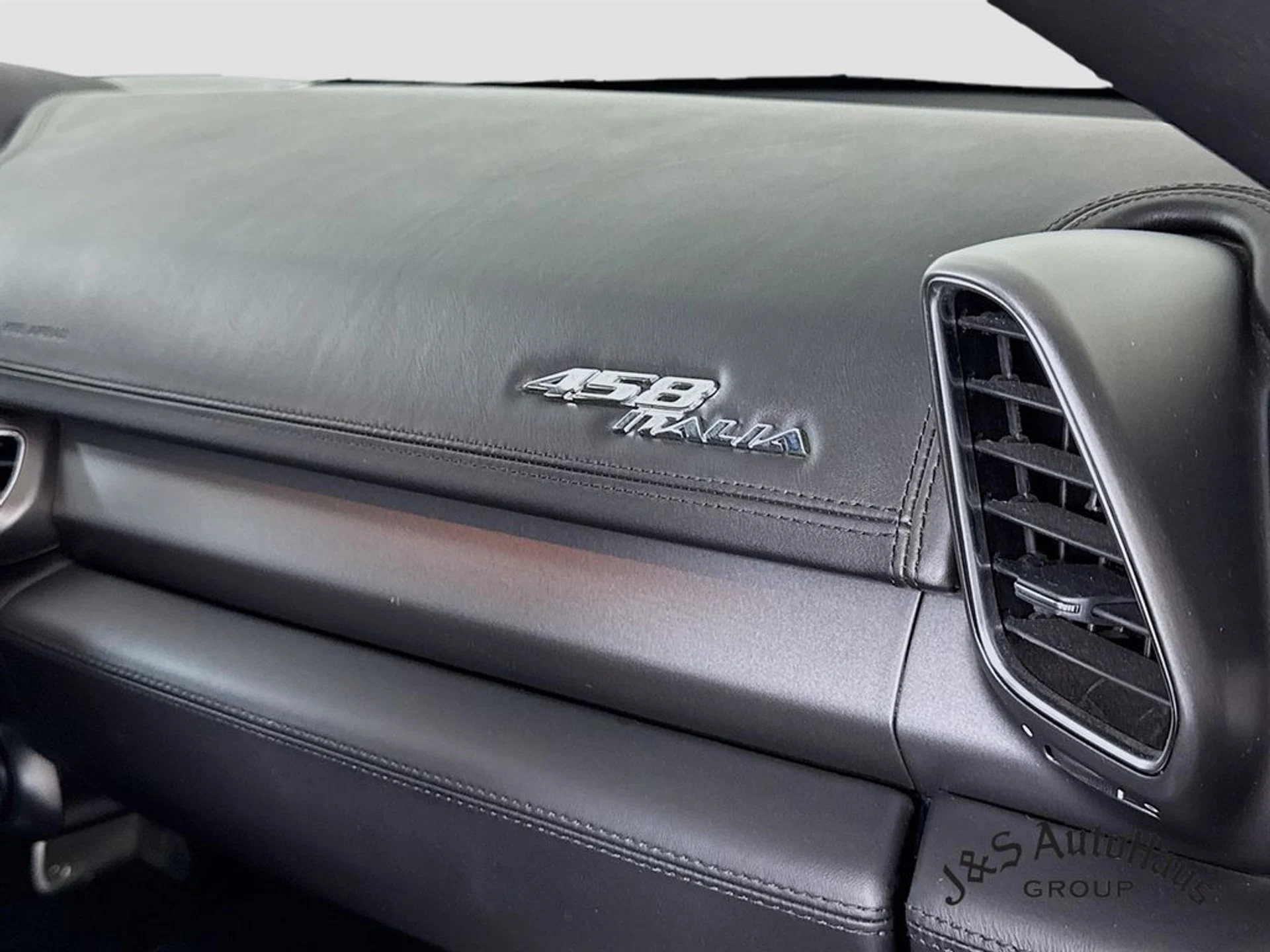 mph027_2650462988_jap1dcdubssb775bcsa5s0utew22_bf898b7a4e