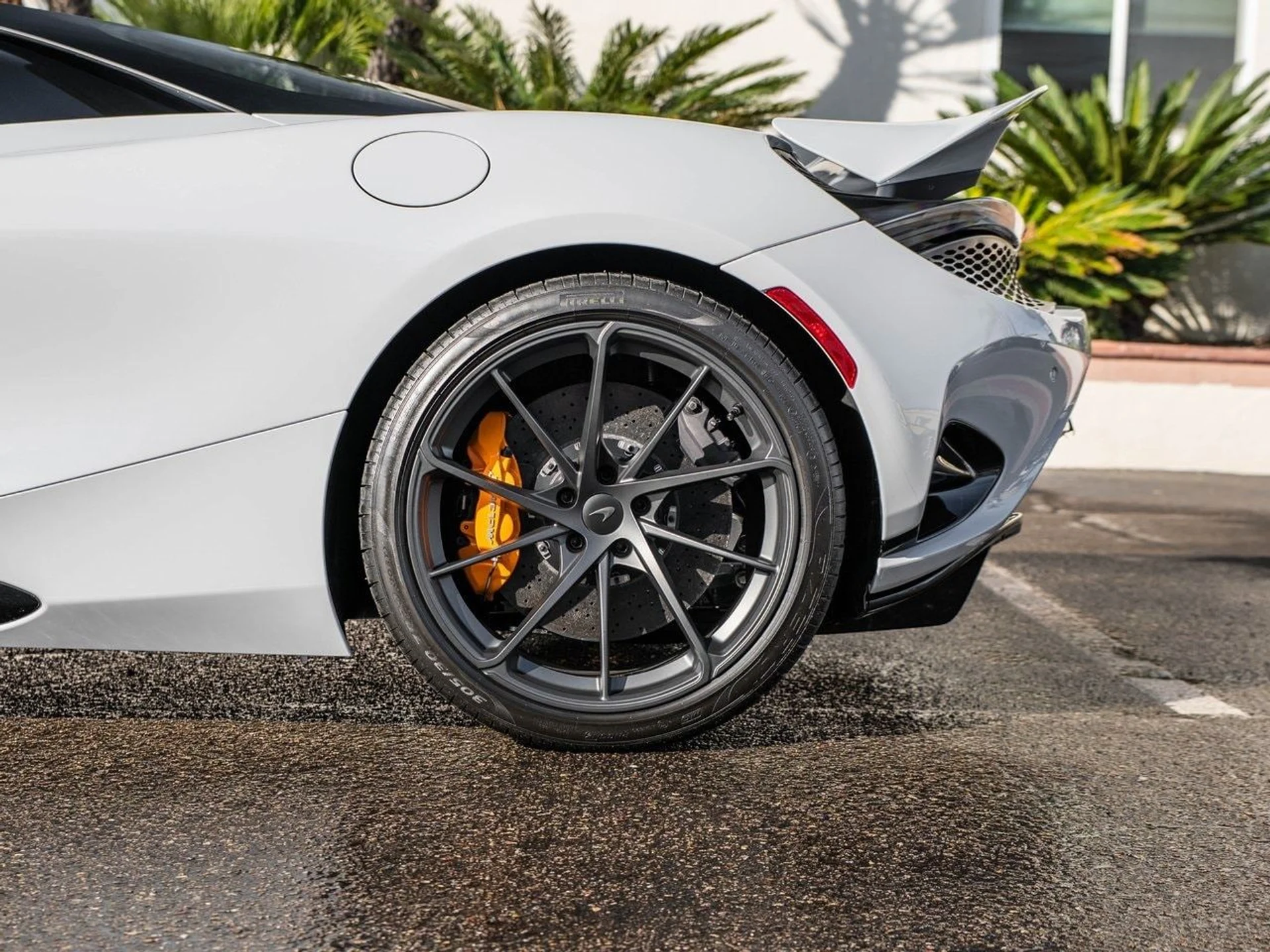 mph027_2653619549_942eab4bd55d12fd90e6d4ef86a1e2bfx_0395649373