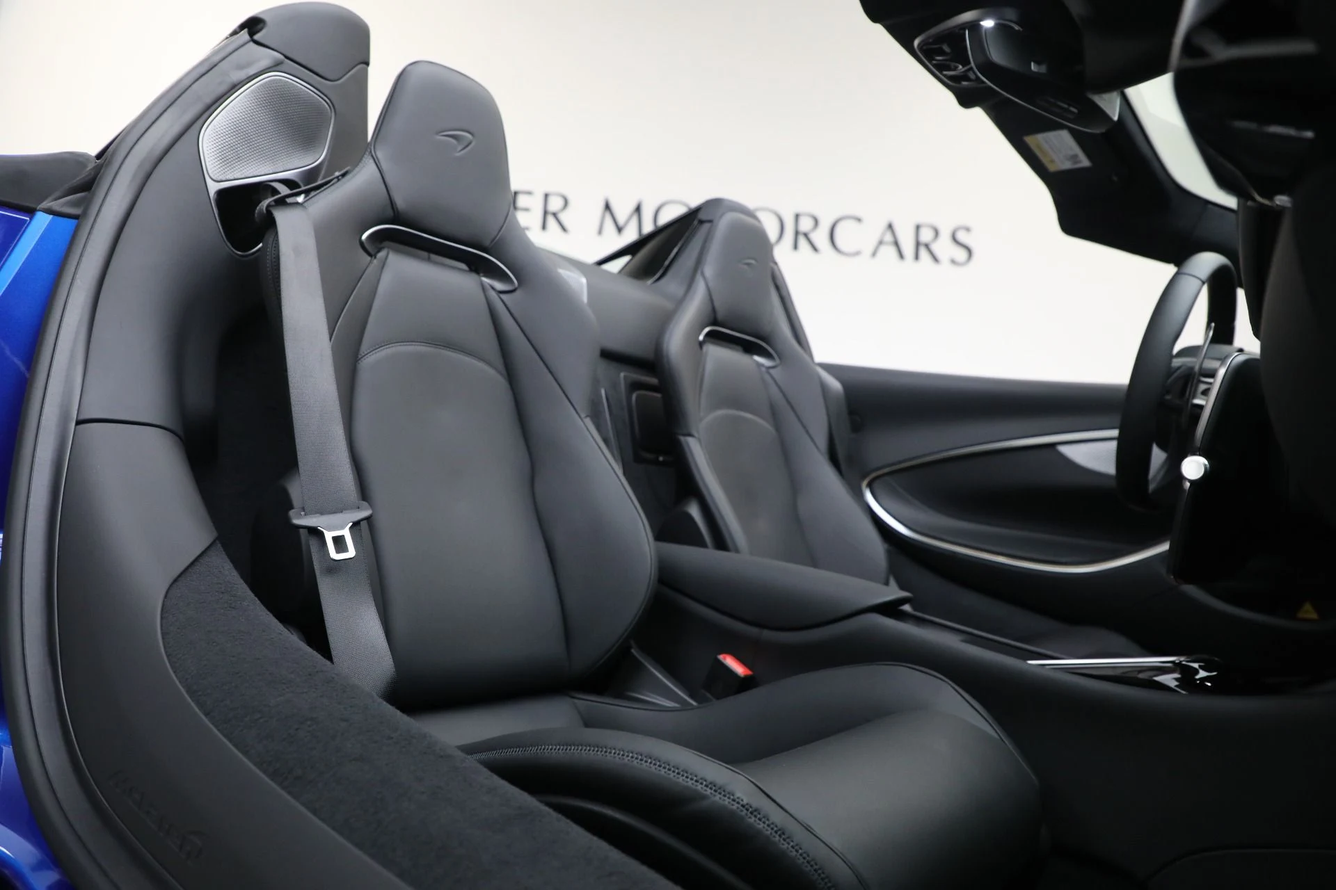 mph027_2656146969_New_2025_Mc_Laren_Artura_Spider_Tech_Lux_e60603d67f