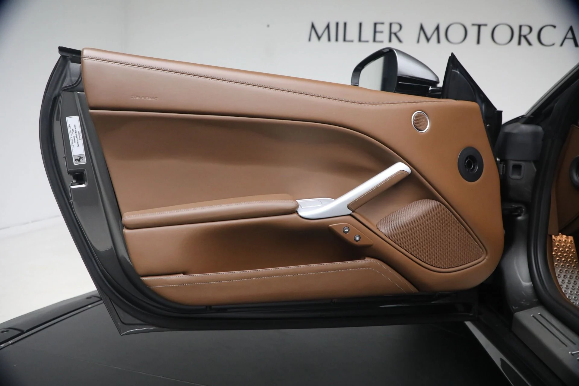 mph027_2657302562_Used_2014_Ferrari_F12berlinetta_1784557614_733ca661cf