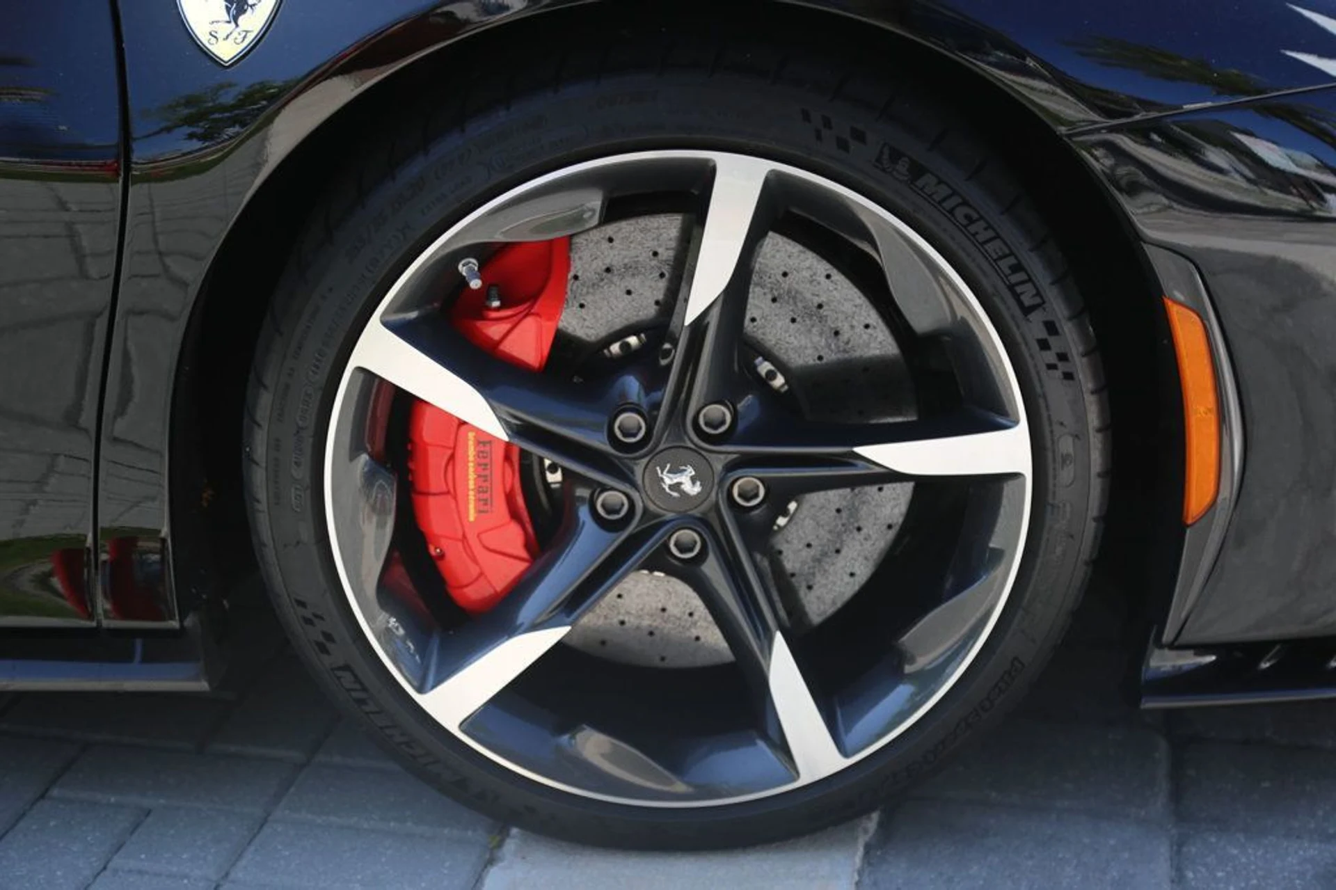 mph027_2659134851_used_2021_ferrari_sf90_stradale_coupe_14354_22430757_28_1024_9580edfa10