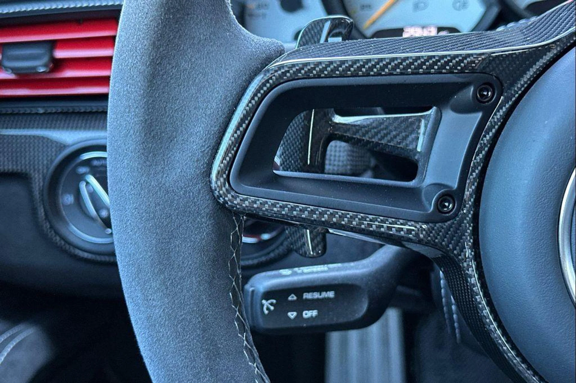 mph027_2662962160_Aaa_Ii6_Hyf9m_Yiag_N_sc_W_Tze_A7g_I_e73b572052