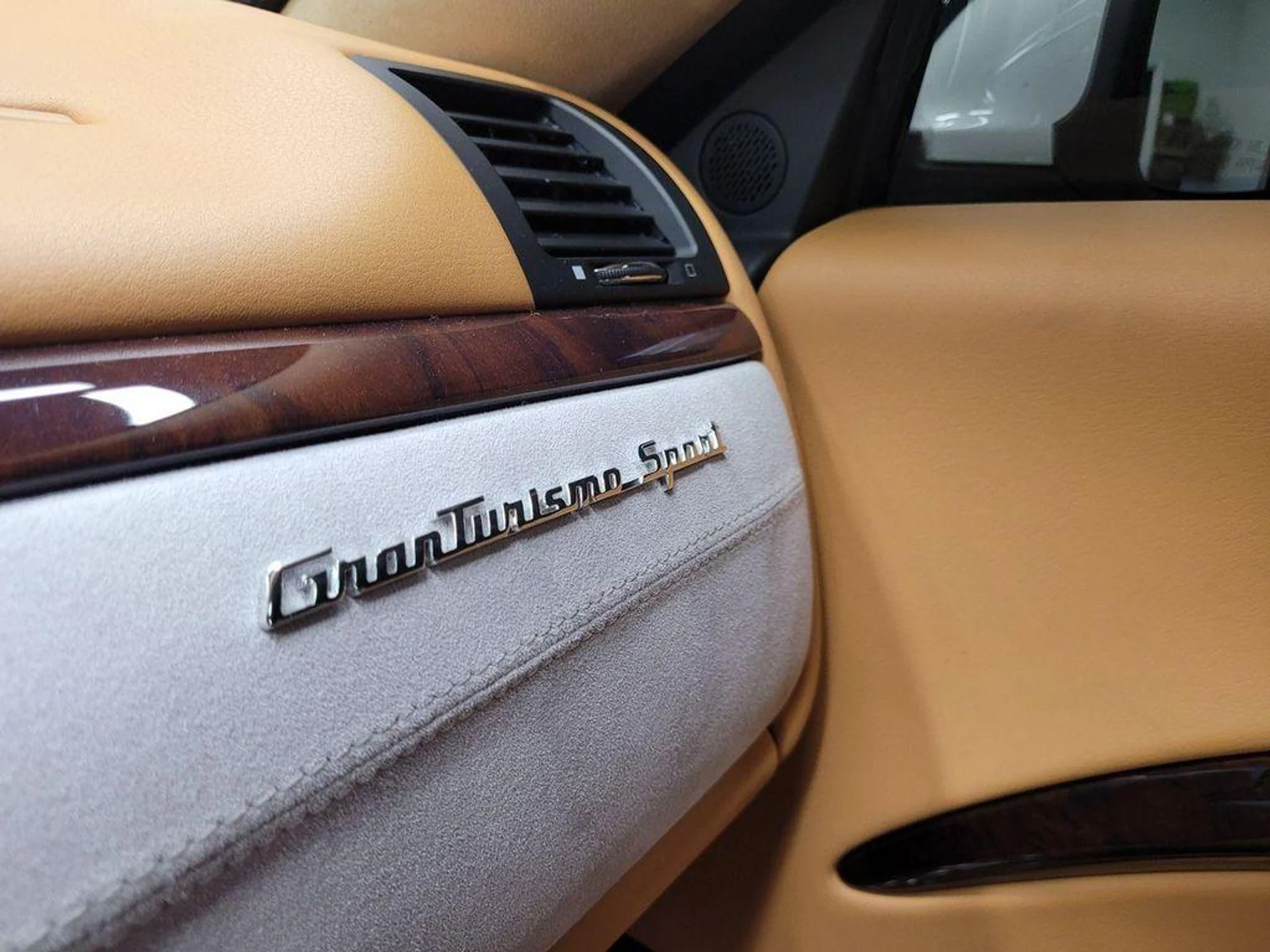 mph027_2663853120_t_Rb_Rqw8_MRS_Pp_GWG_Pv_Uy_Qe8k_P3_Q_d2d2784a42