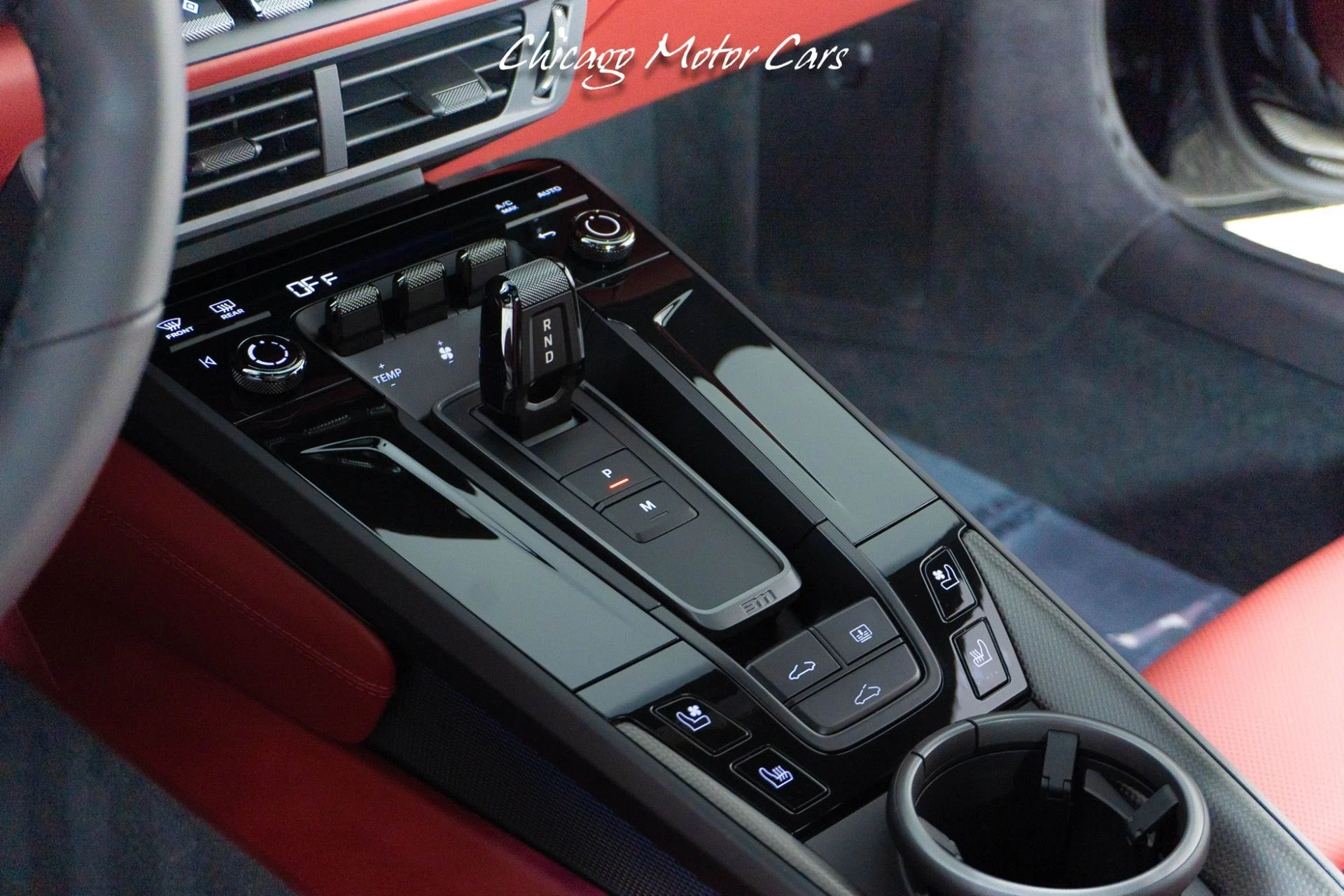 mph027_2665061535_13069_p28_l_c597a65b5c