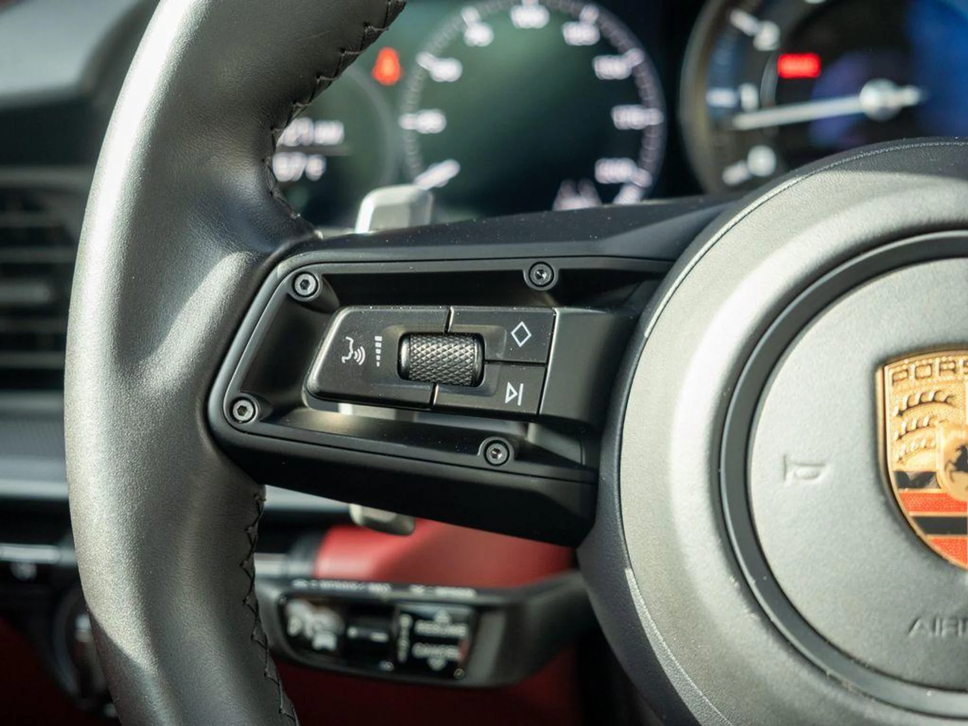 mph027_2668023977_Yd_K6_Zkf1_N5_Mc_Yd_F_Sg_jbn_YPM_4w_Y_0b37a546f7