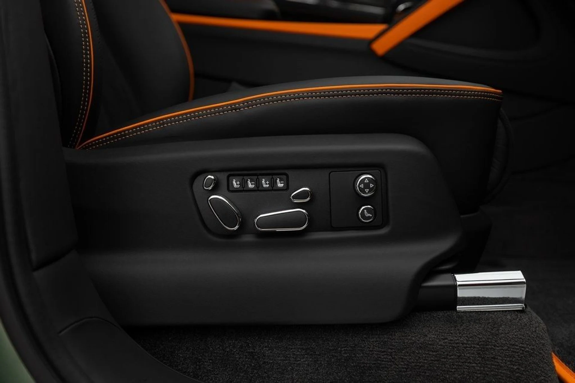 mph027_2682012397_e0c758a65495175ffbf5a83d64143edbx_1d4d461ddc